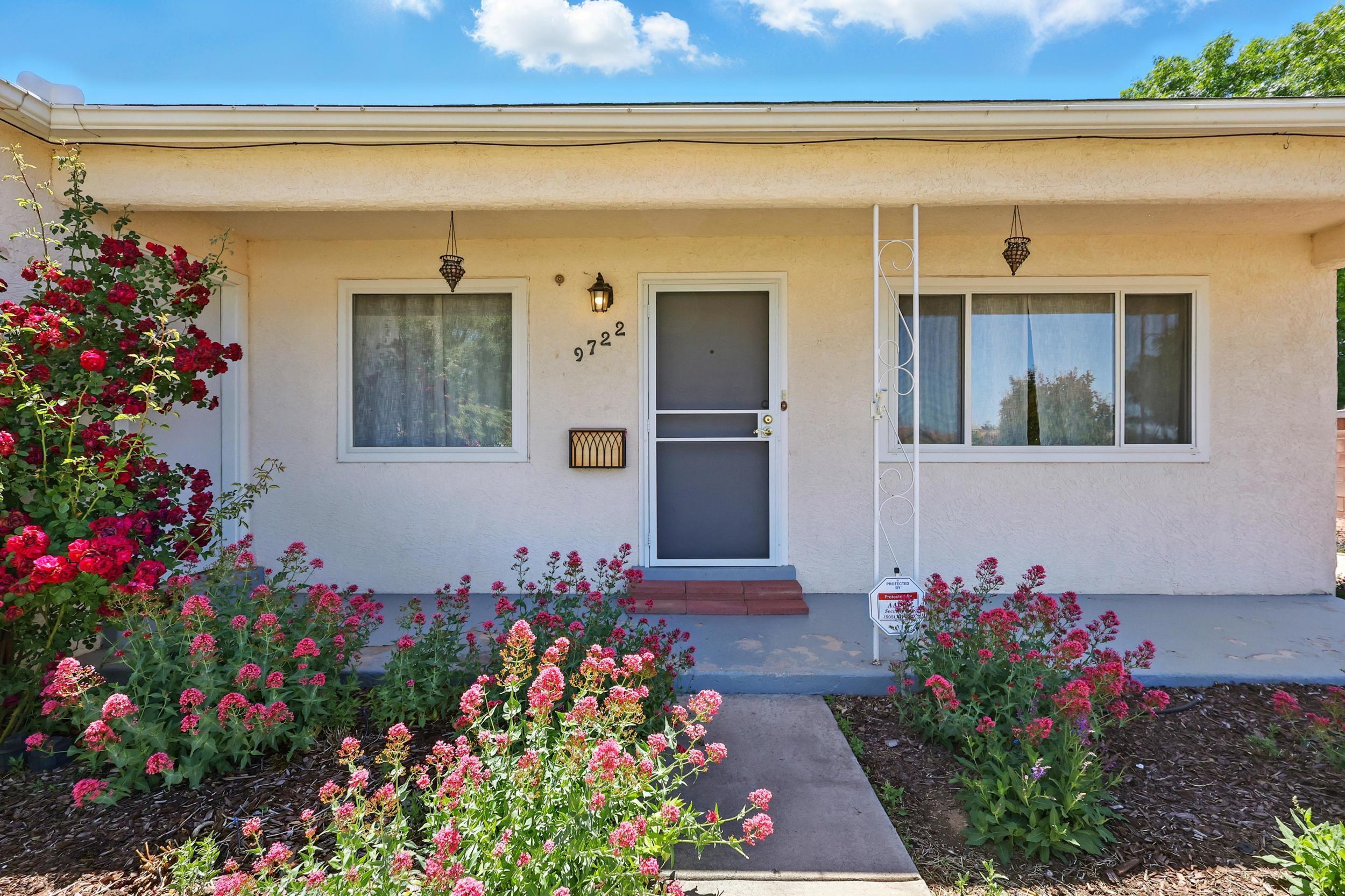 9722 APACHE Avenue NE