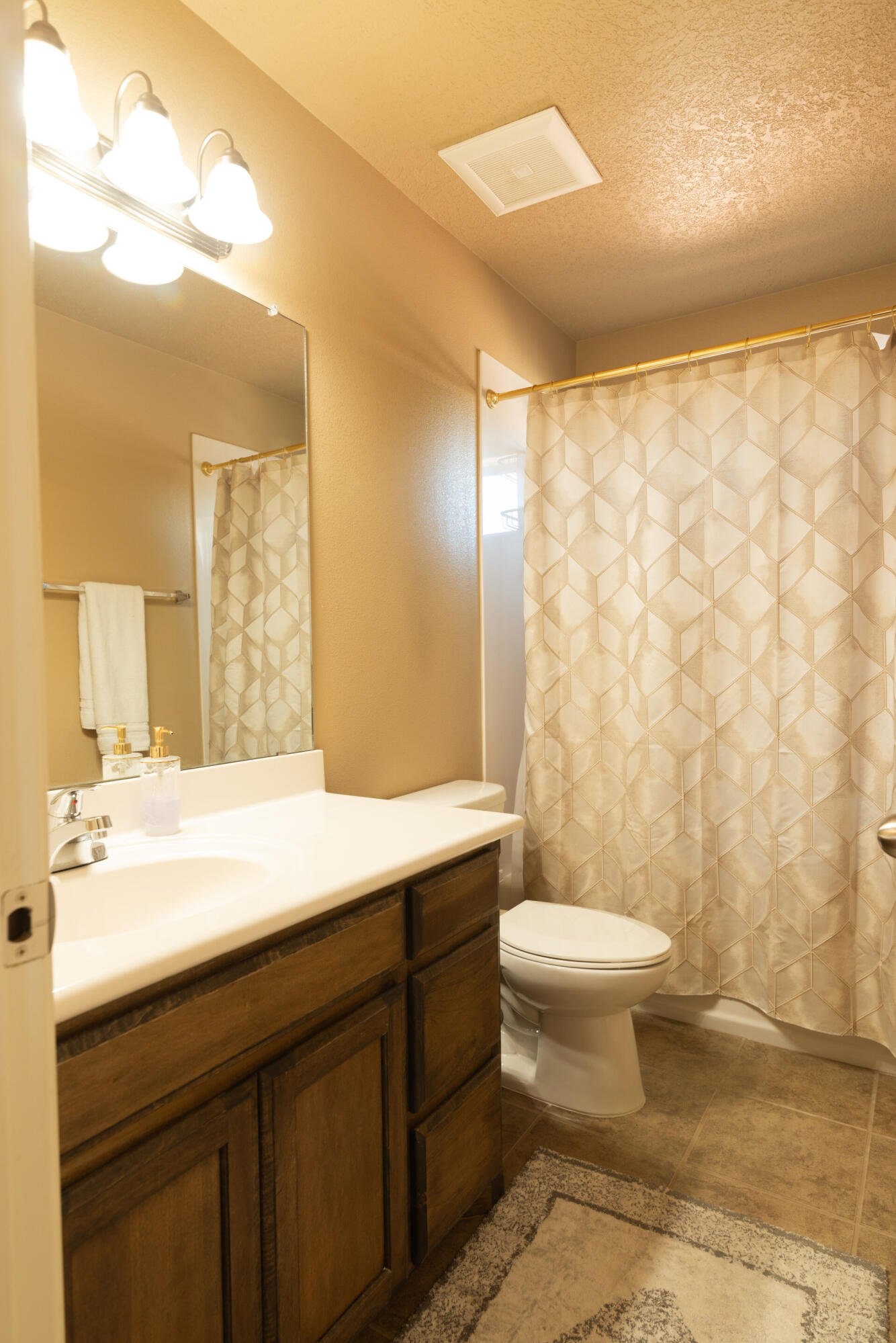 6116 PYRENEES Court NW