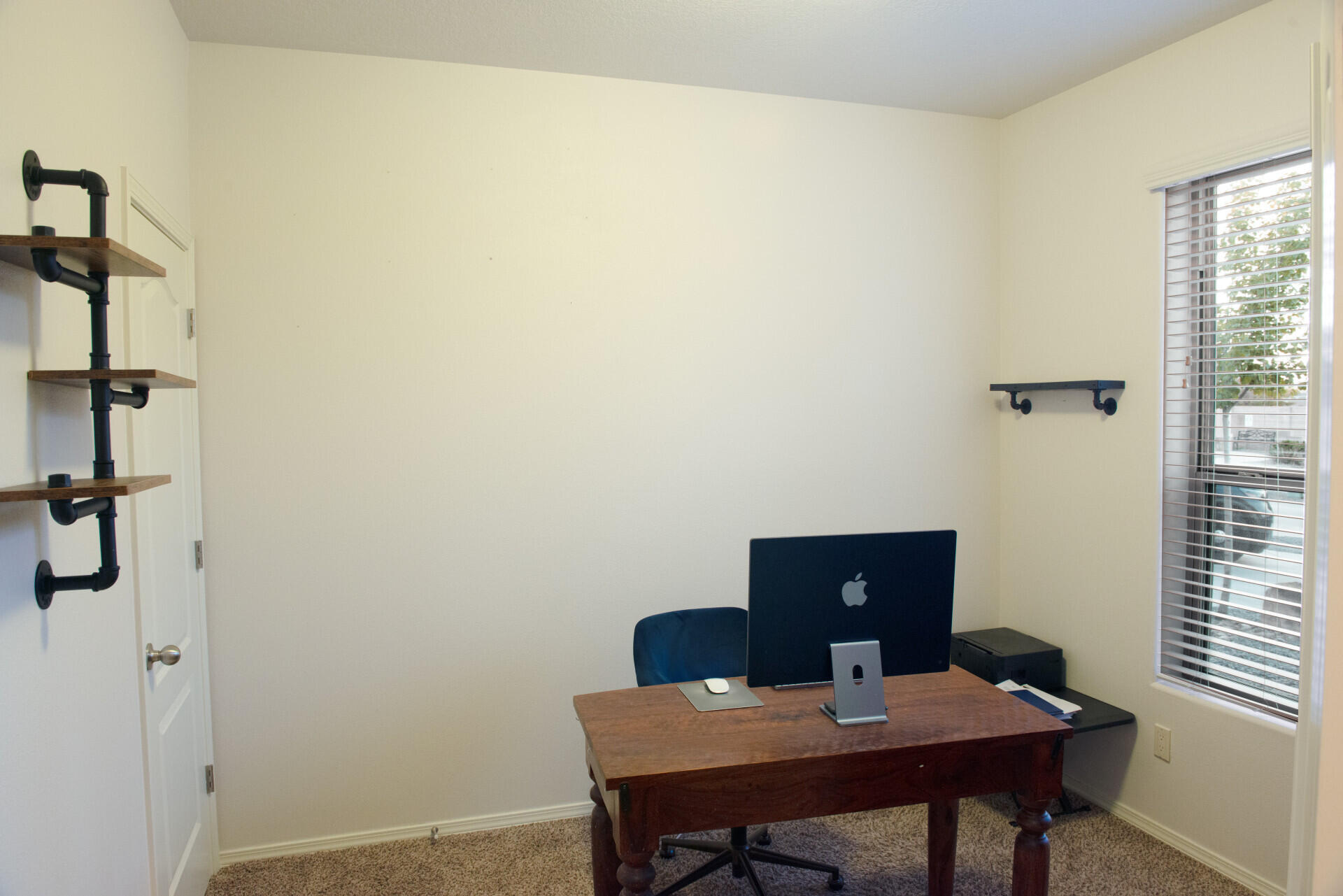 6116 PYRENEES Court NW