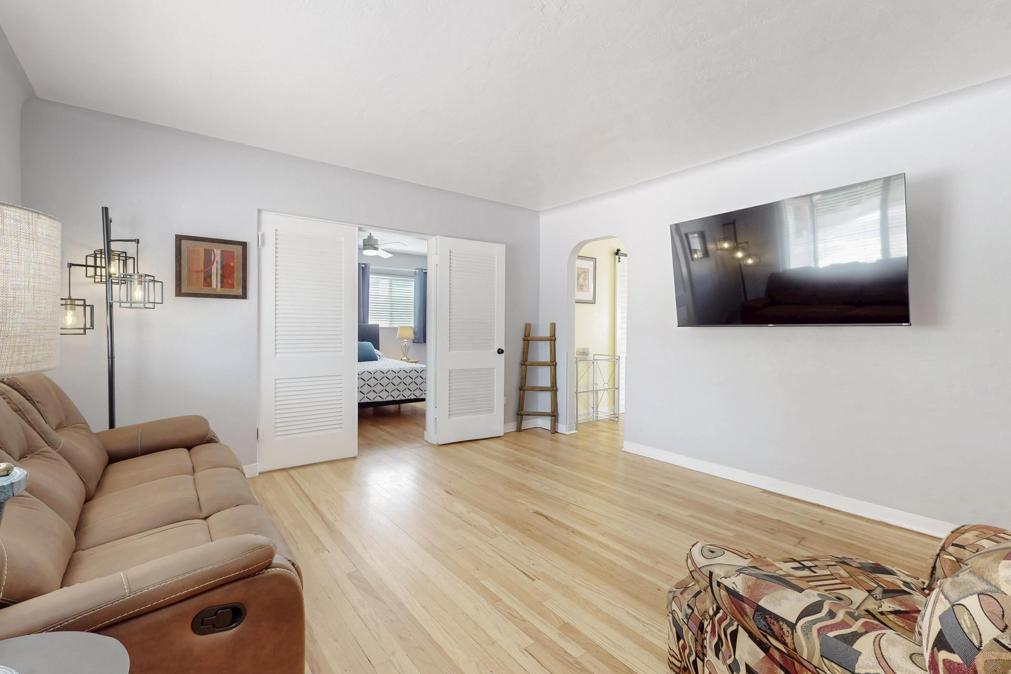 5416 EL ENCANTO Place NE