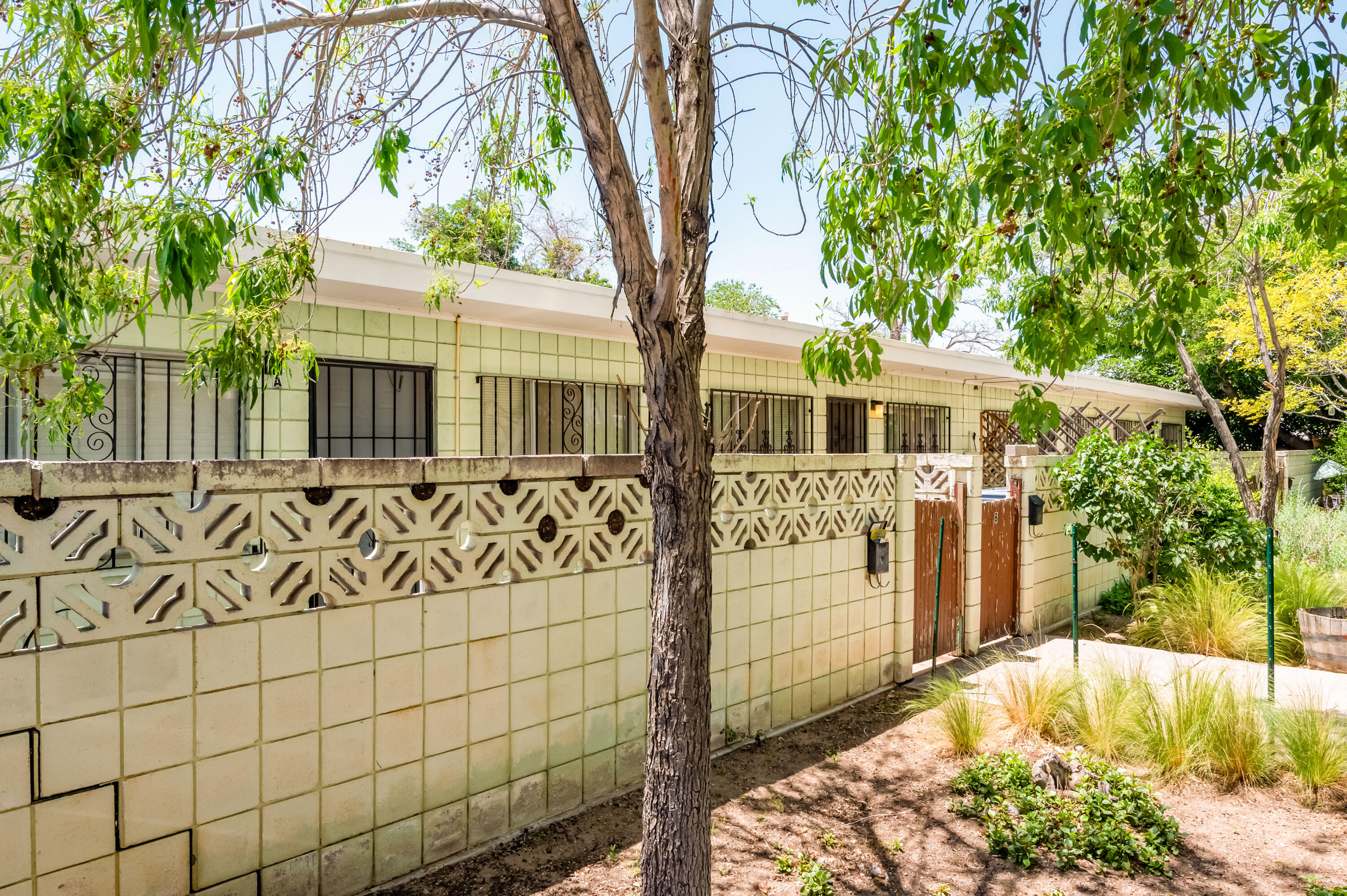 525 KENTUCKY Street SE