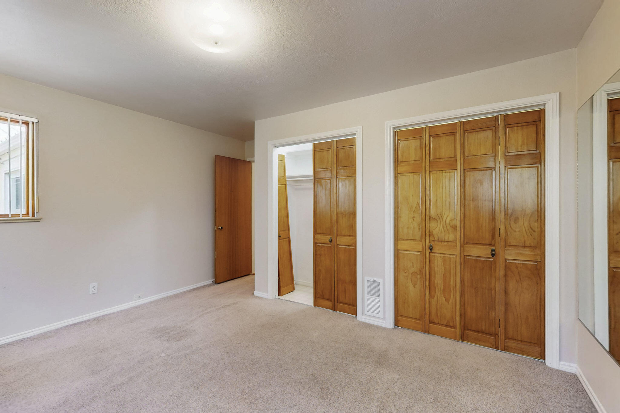 1309 CALIFORNIA Street NE