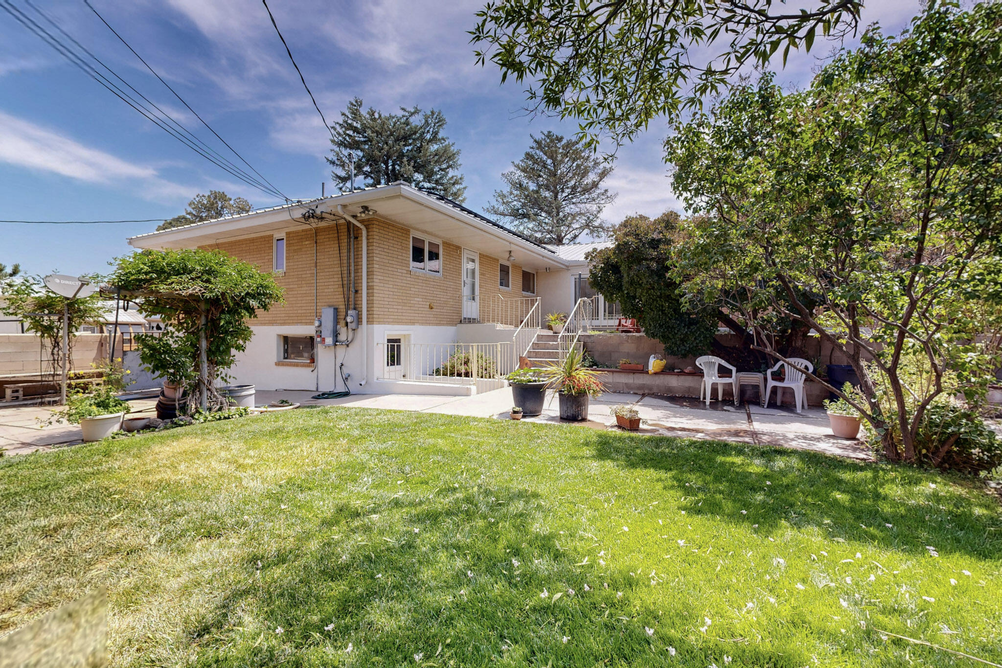 1309 CALIFORNIA Street NE