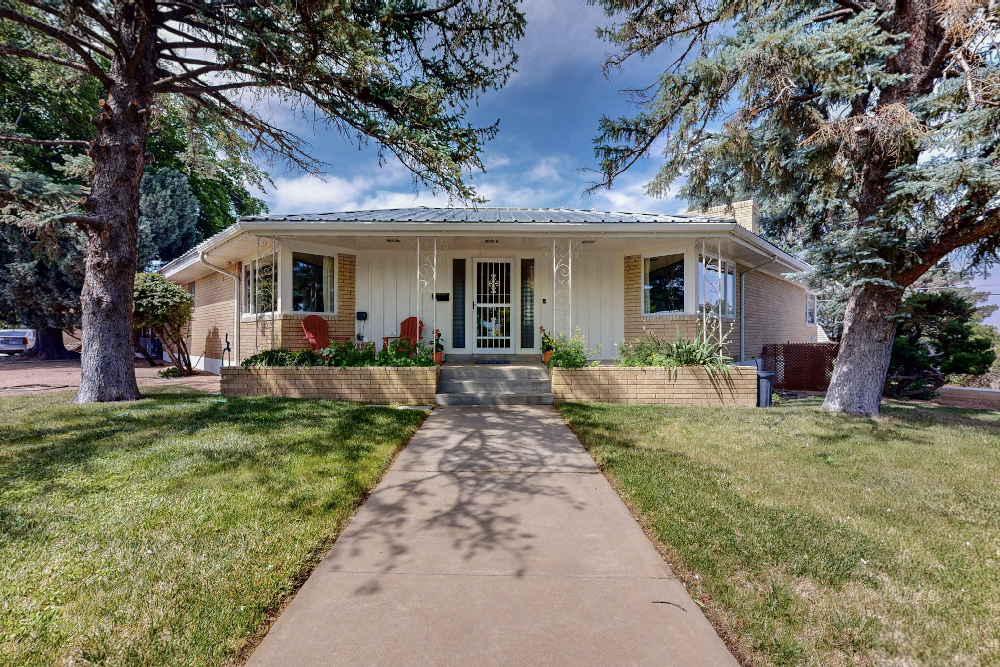 1309 CALIFORNIA Street NE