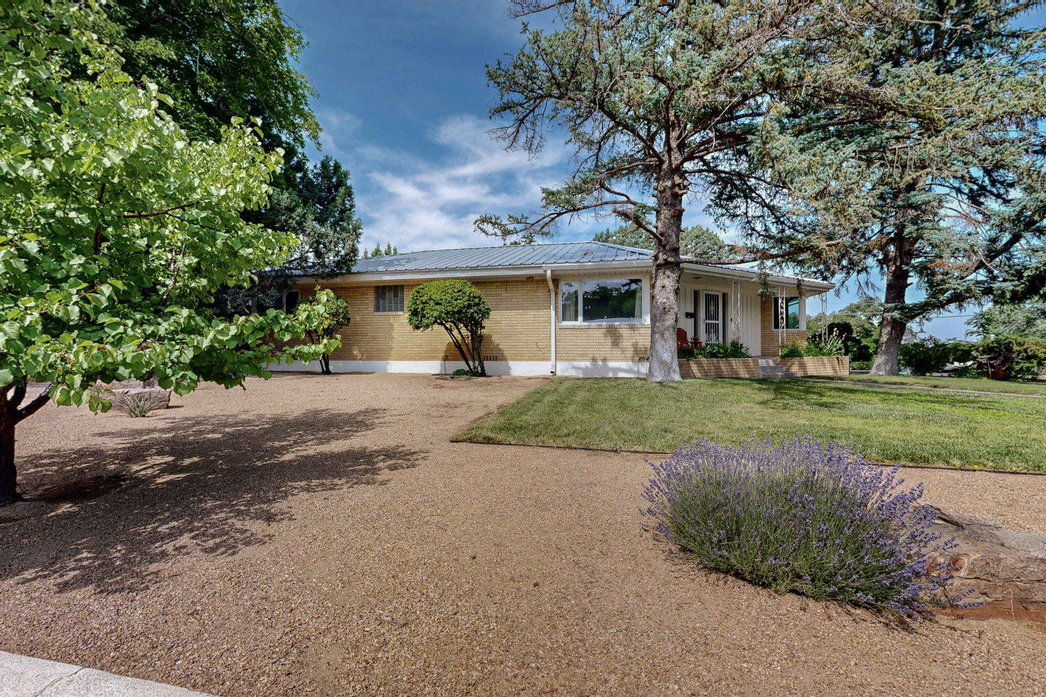 1309 CALIFORNIA Street NE