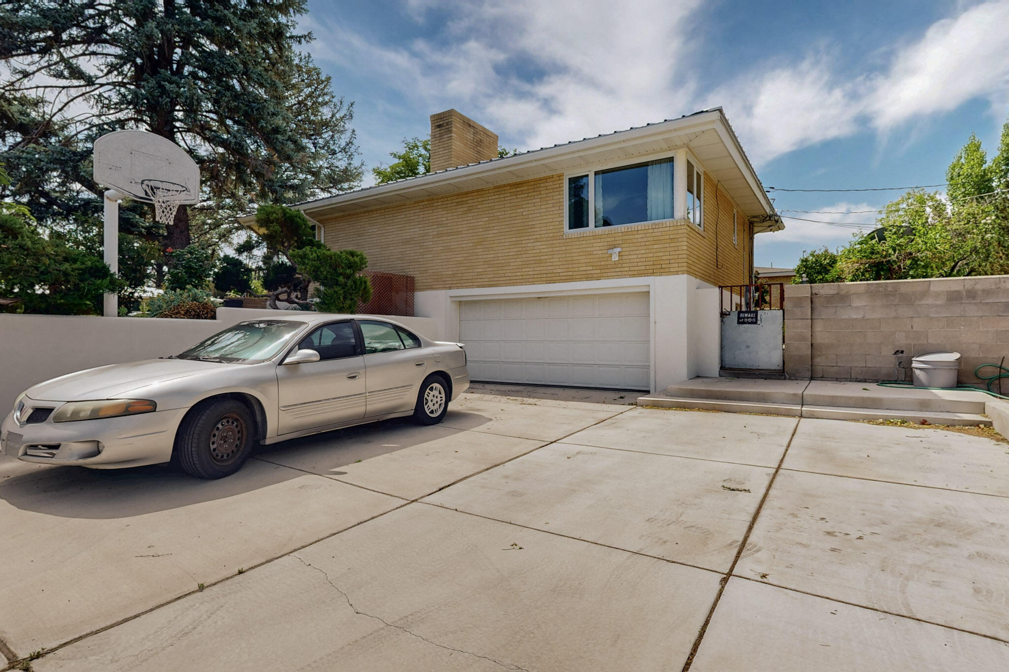 1309 CALIFORNIA Street NE