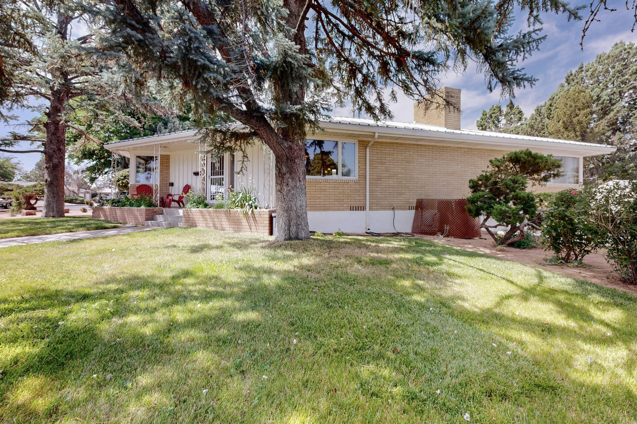 1309 CALIFORNIA Street NE