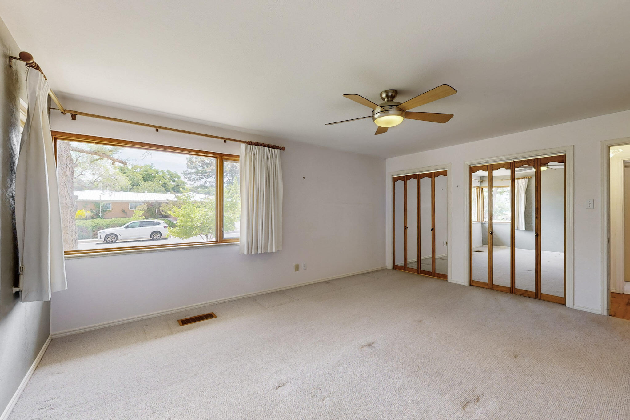 1309 CALIFORNIA Street NE