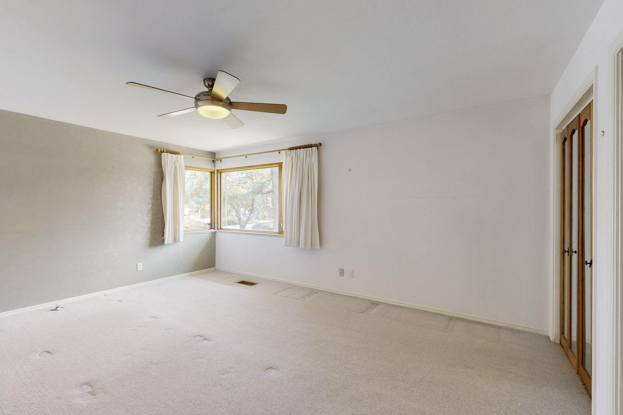 1309 CALIFORNIA Street NE