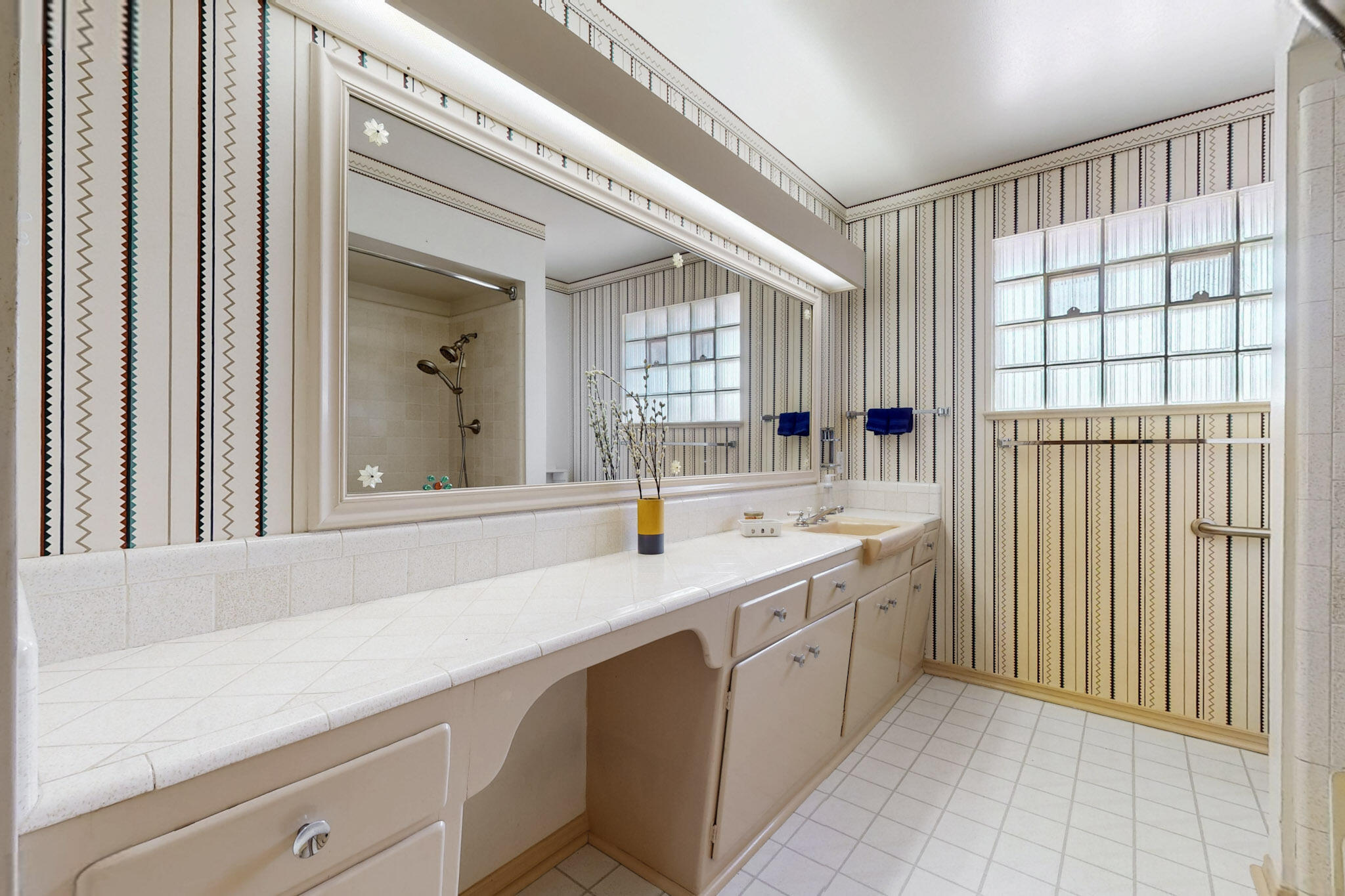 1309 CALIFORNIA Street NE