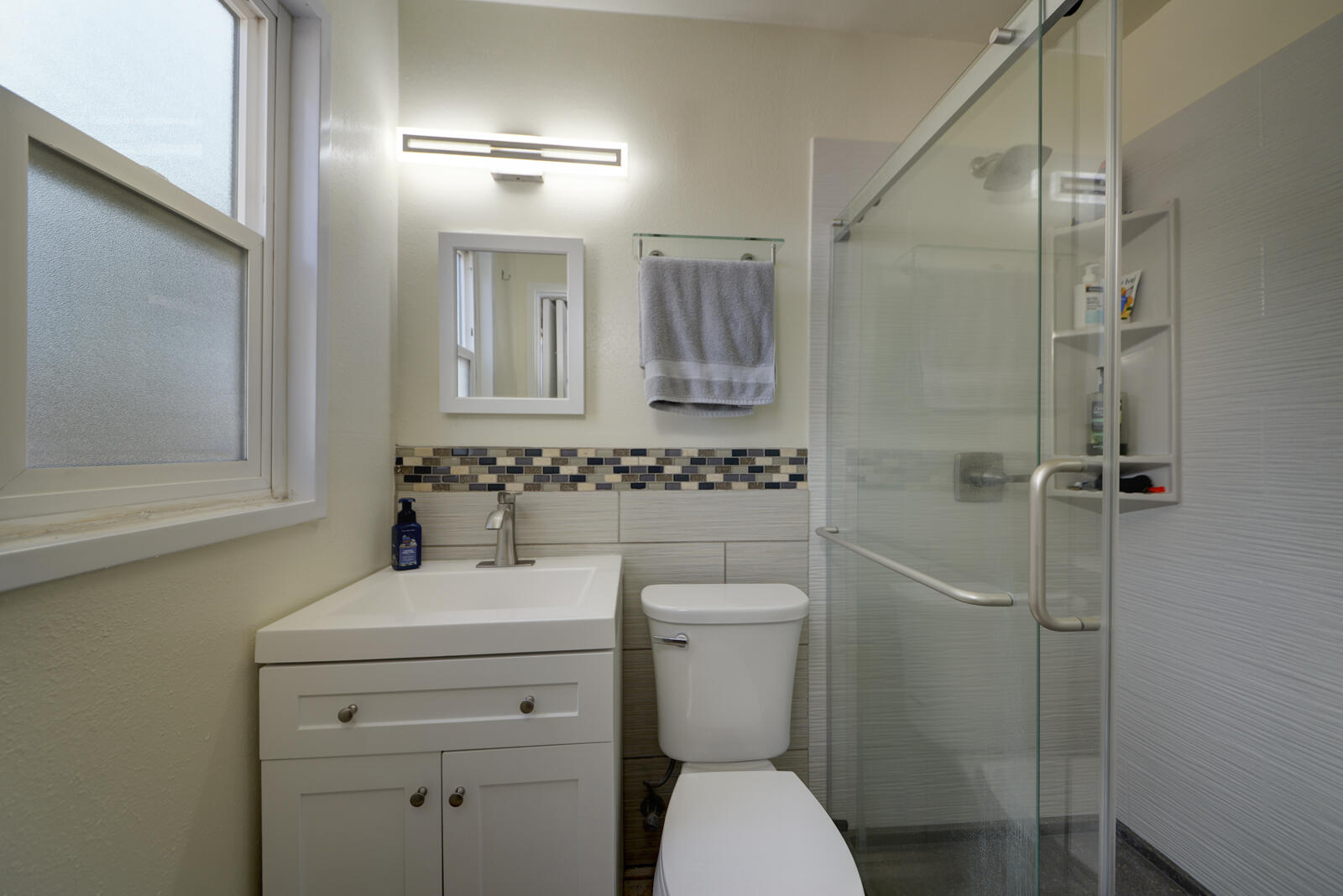 5805 ARVILLA Avenue NE