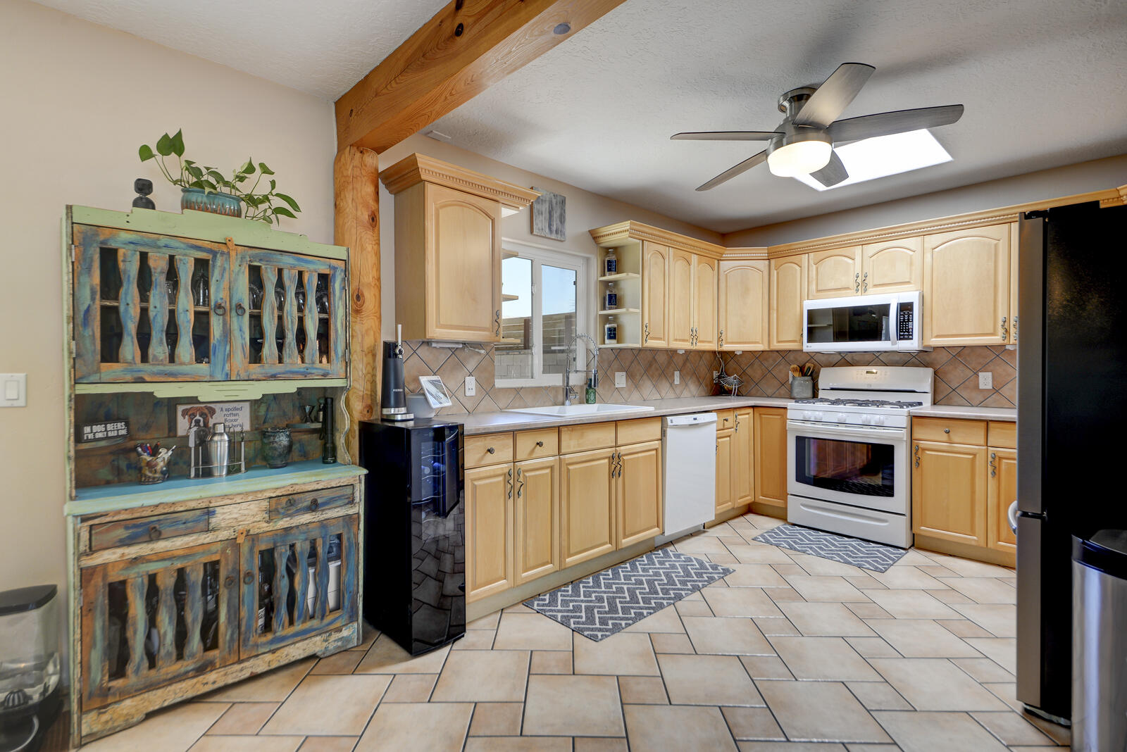 5805 ARVILLA Avenue NE