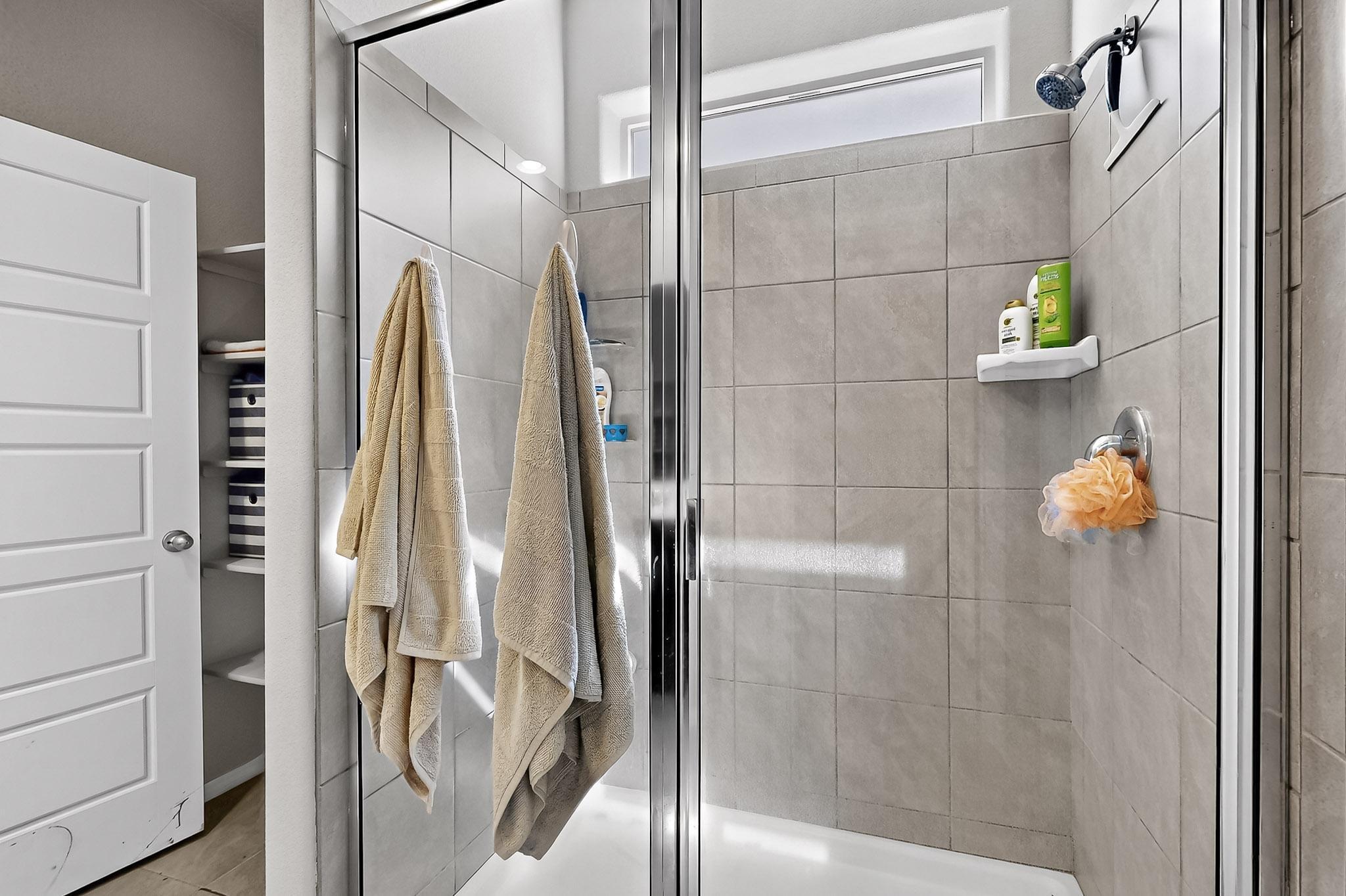 4871 LONGS PEAK Road NE