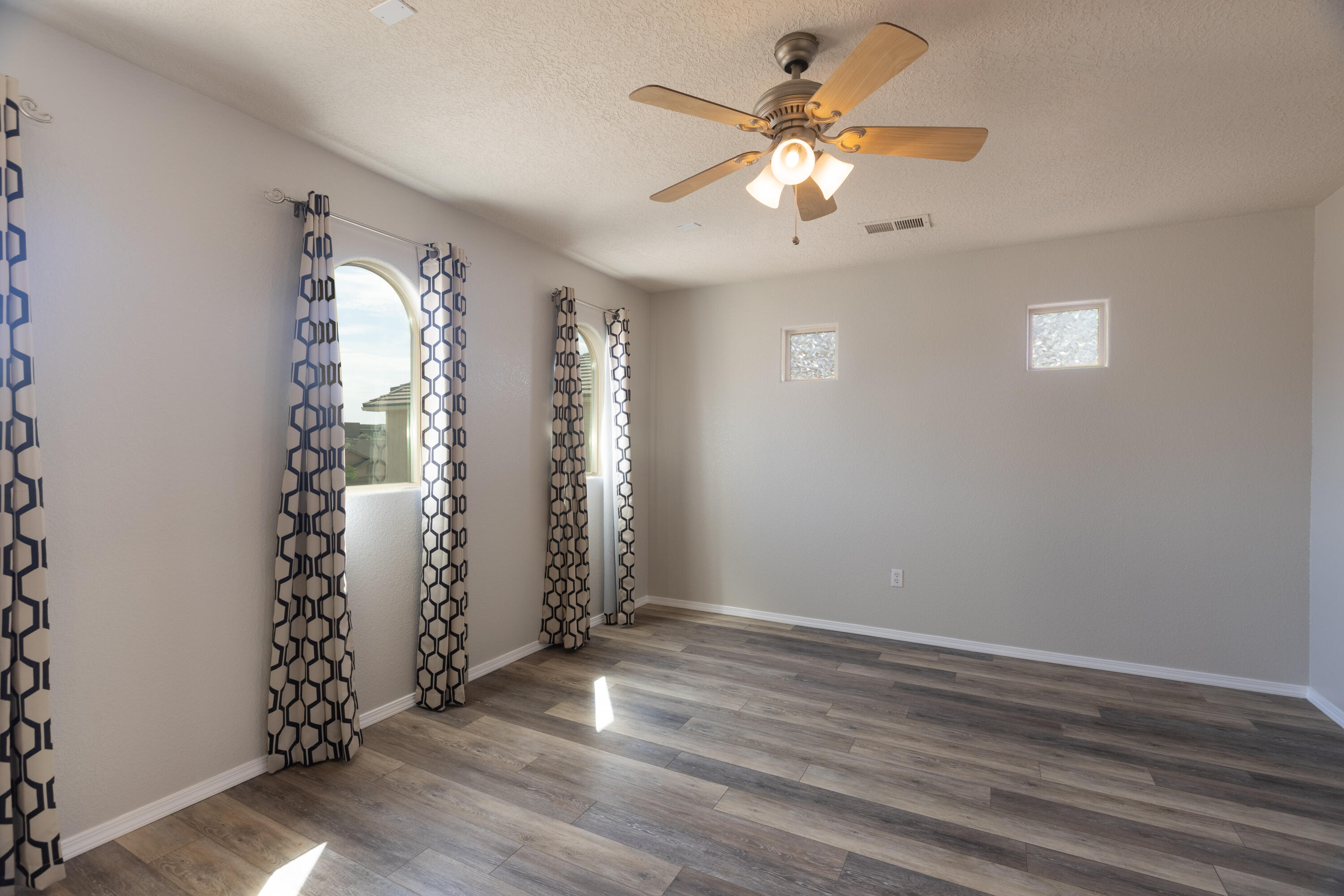 3605 OASIS SPRINGS Road NE