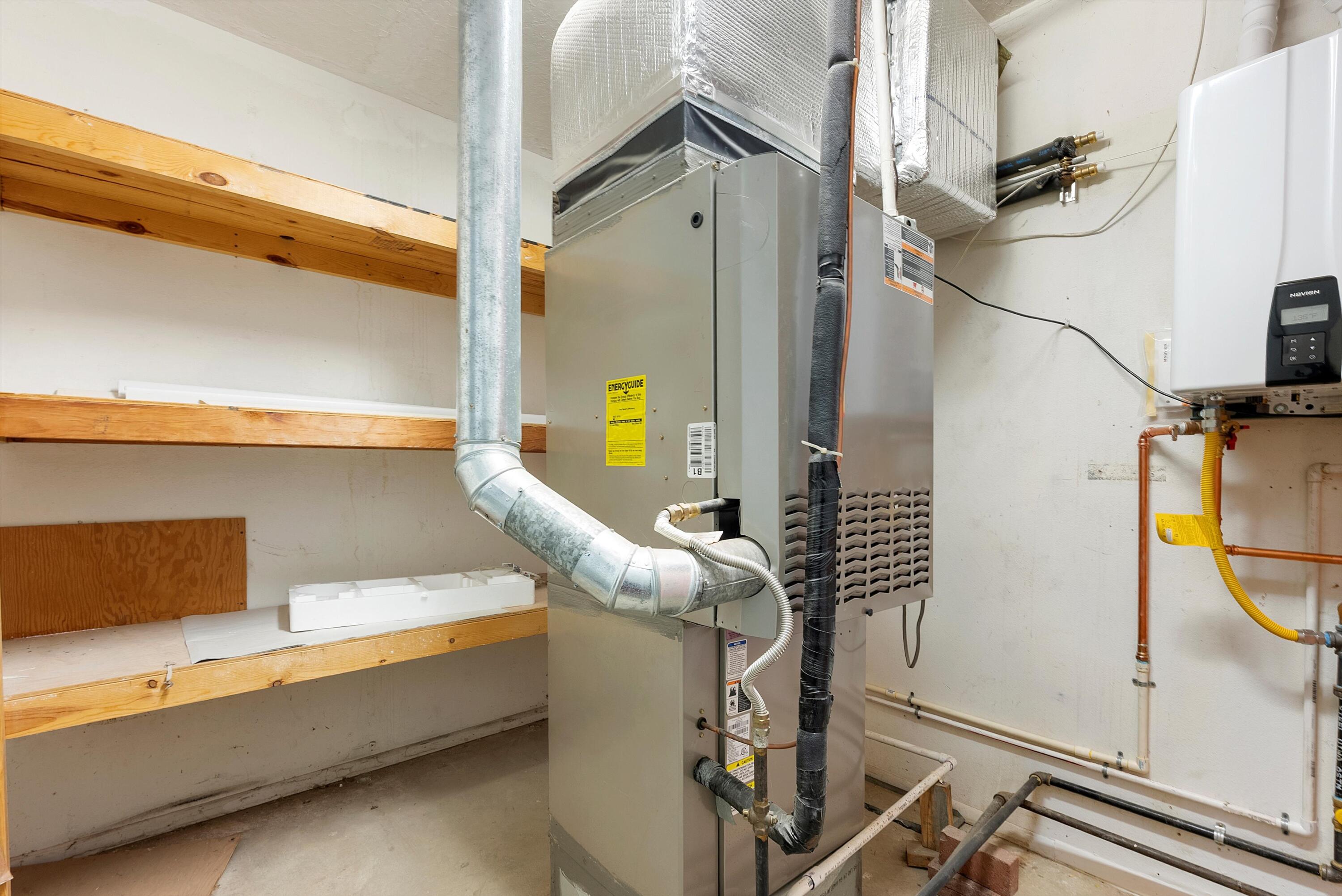 8320 CHERRY HILLS Drive NE