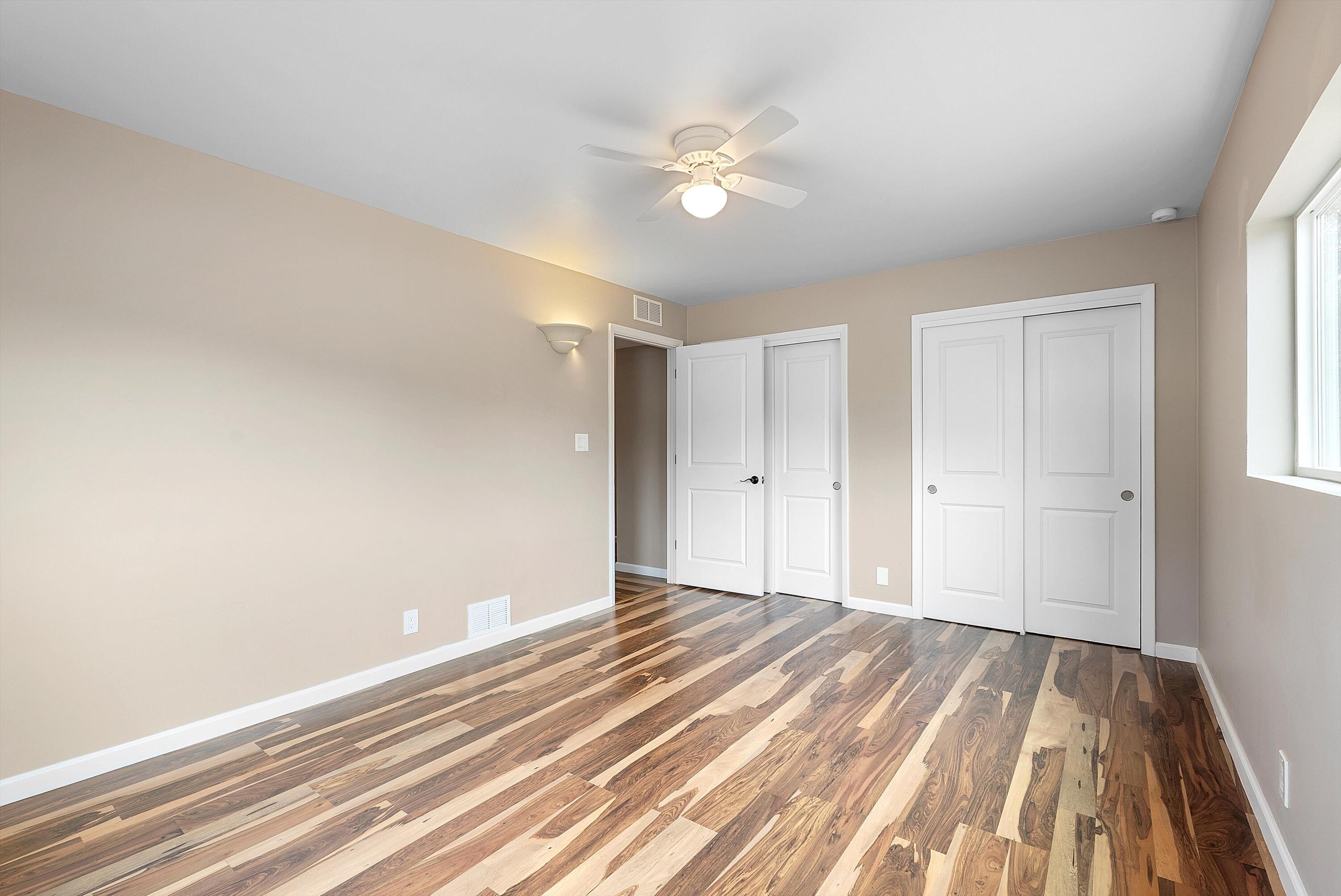 8320 CHERRY HILLS Drive NE