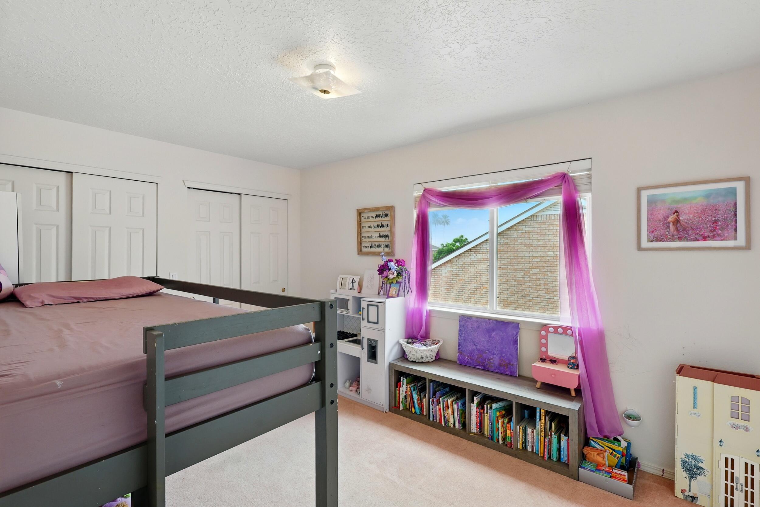 1401 CERRO CRESTADO Drive NW