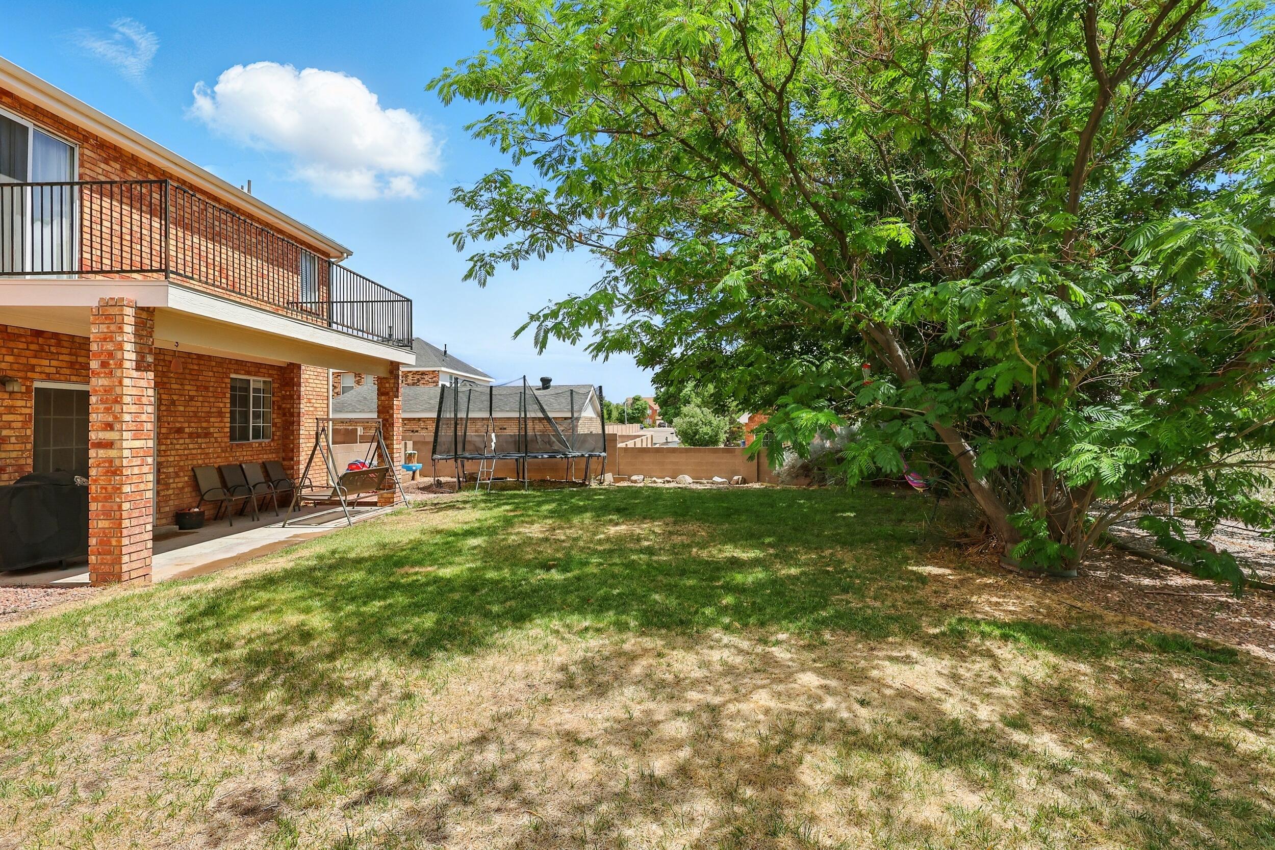 1401 CERRO CRESTADO Drive NW