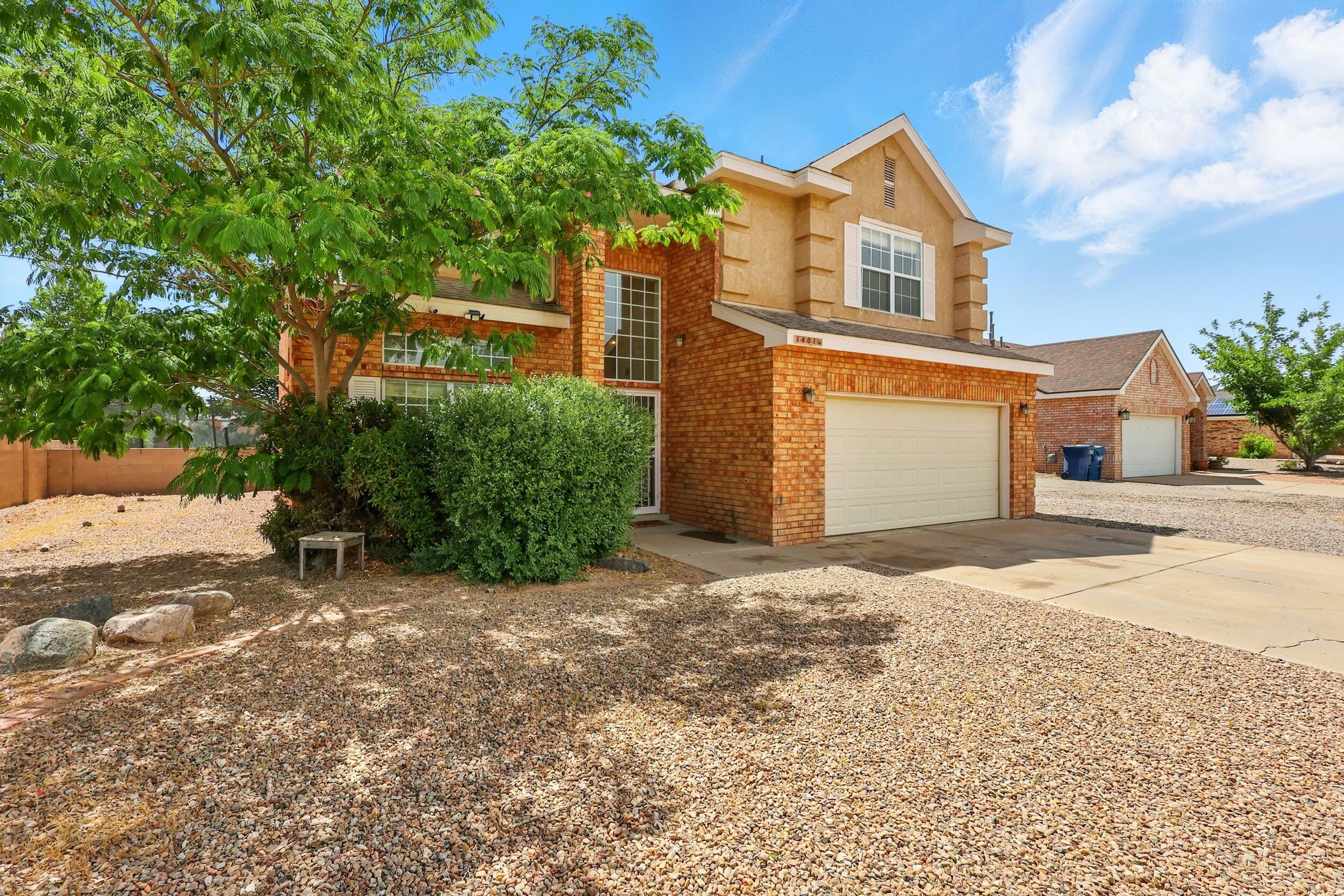 1401 CERRO CRESTADO Drive NW