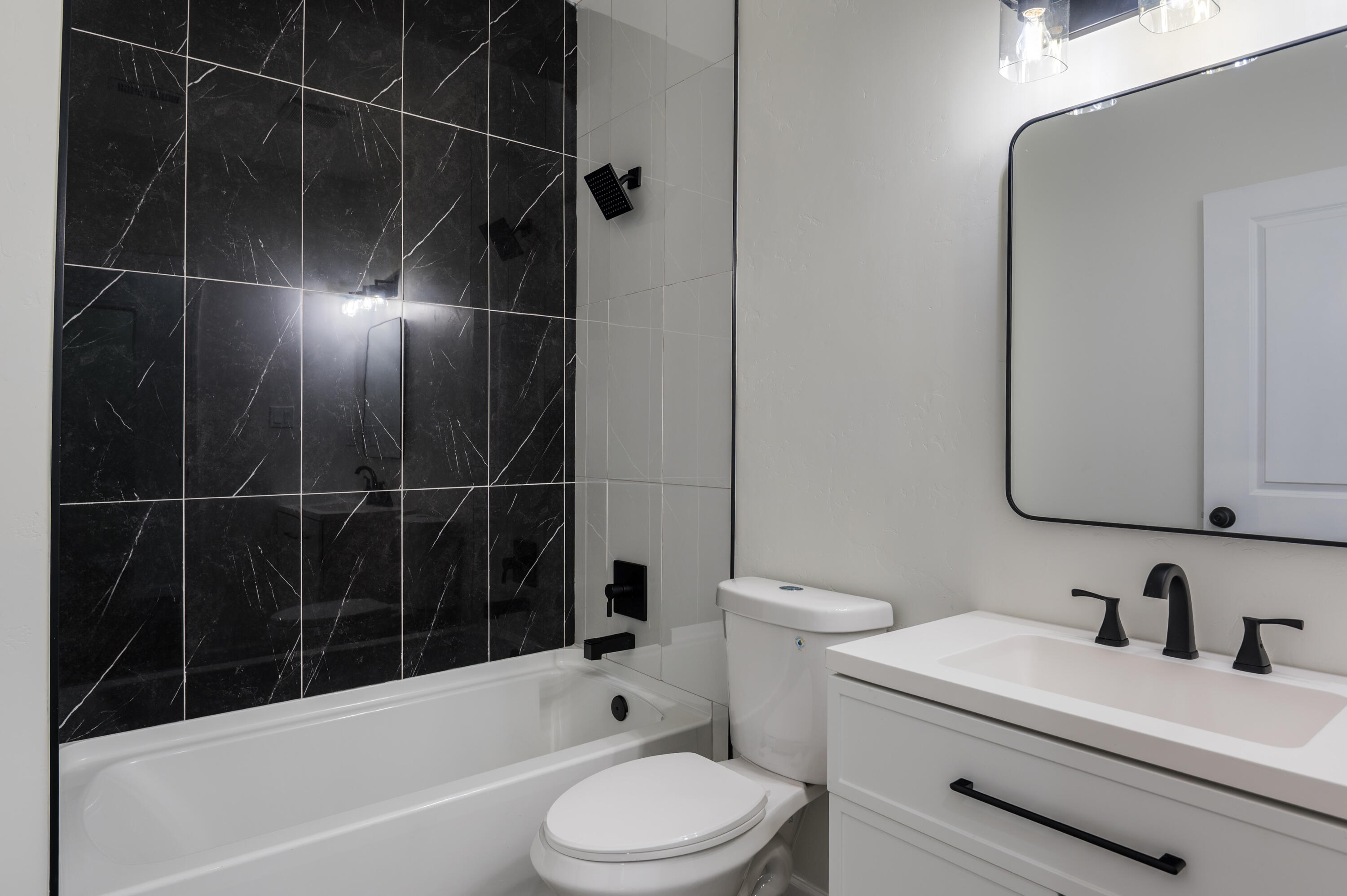 251 Maxine Street NE