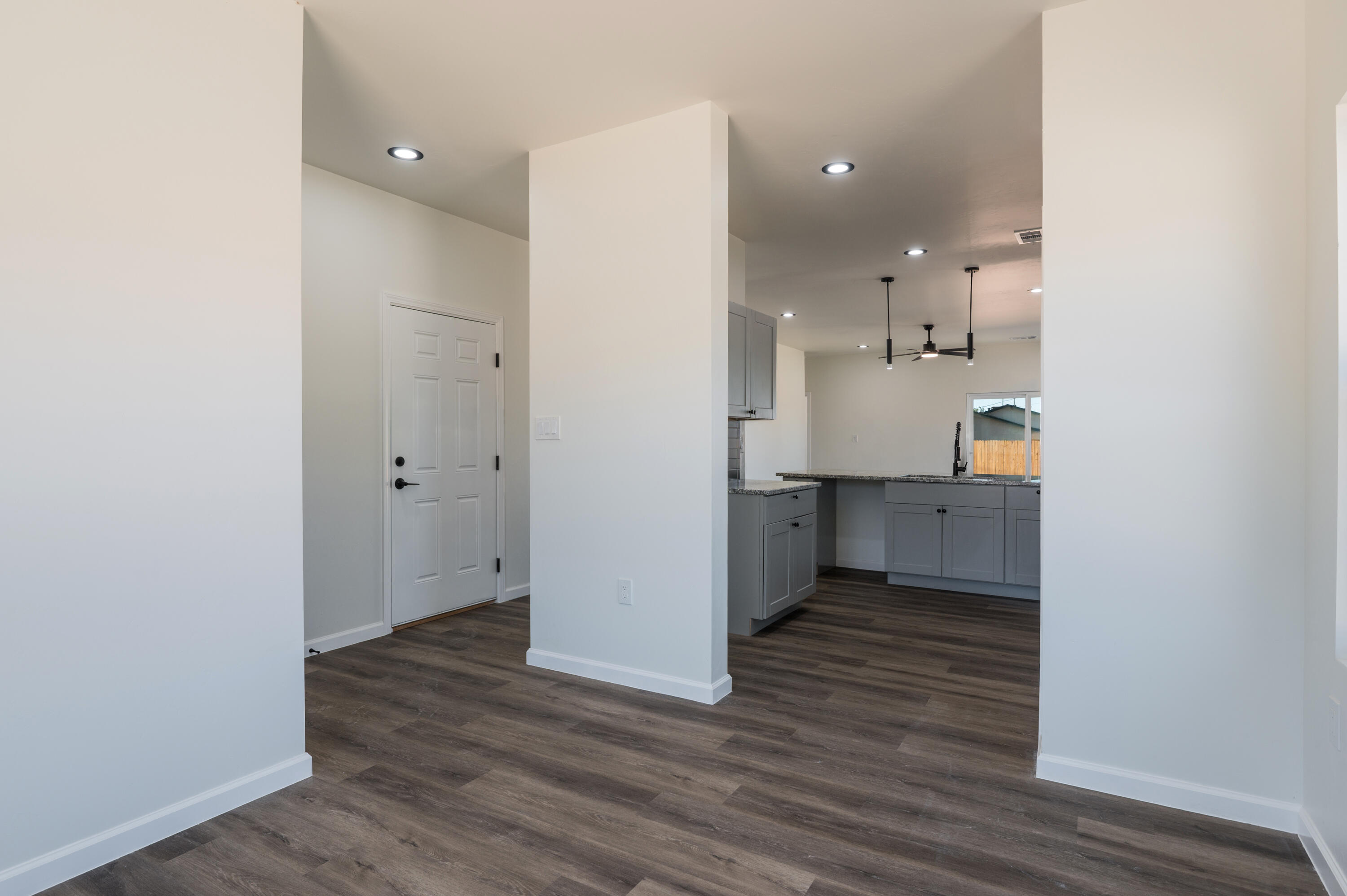 251 Maxine Street NE