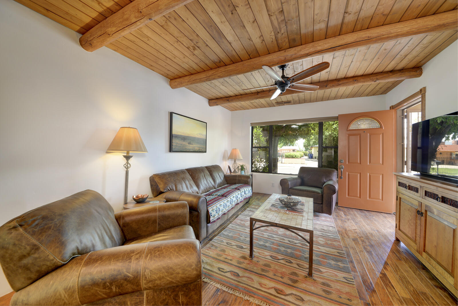 3745 MANCHESTER Drive NW