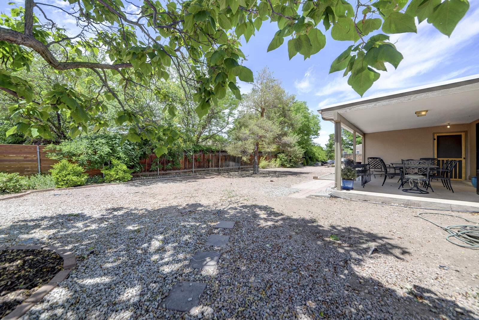 3745 MANCHESTER Drive NW