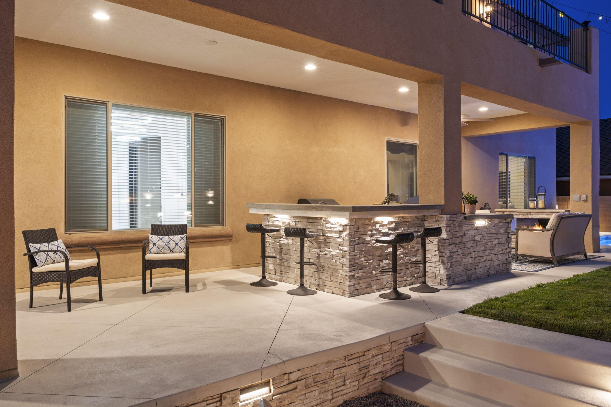 9128 Vista Bosquejo Road NW