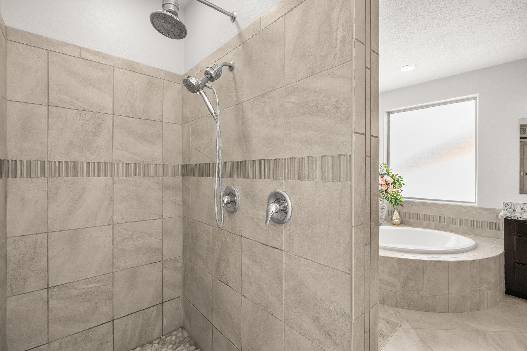 9128 Vista Bosquejo Road NW