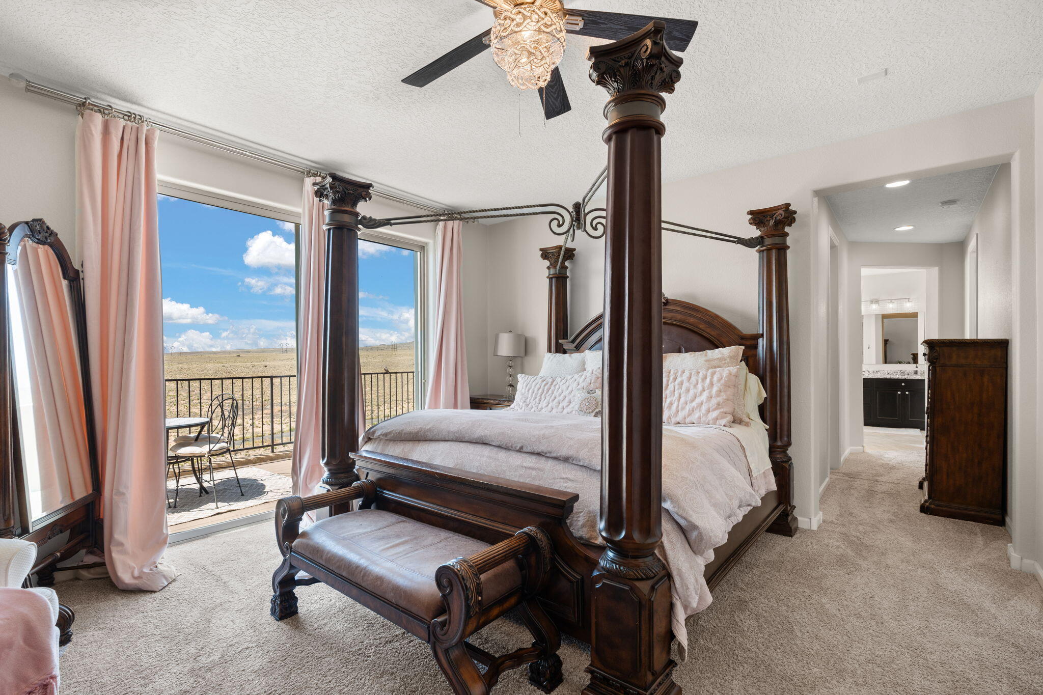 9128 Vista Bosquejo Road NW