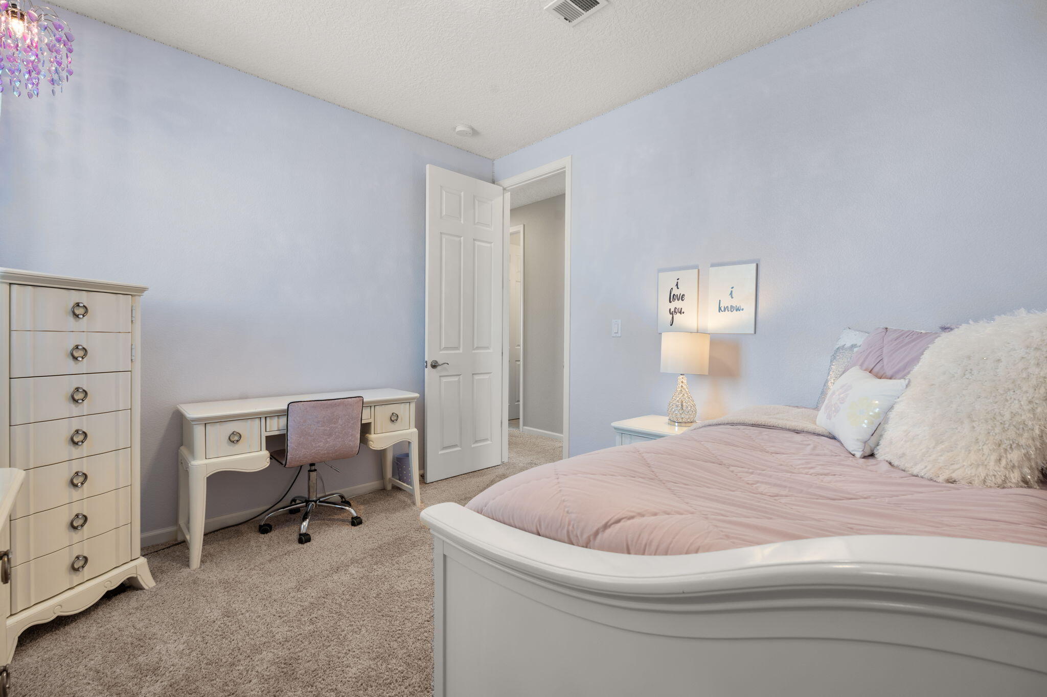 9128 Vista Bosquejo Road NW