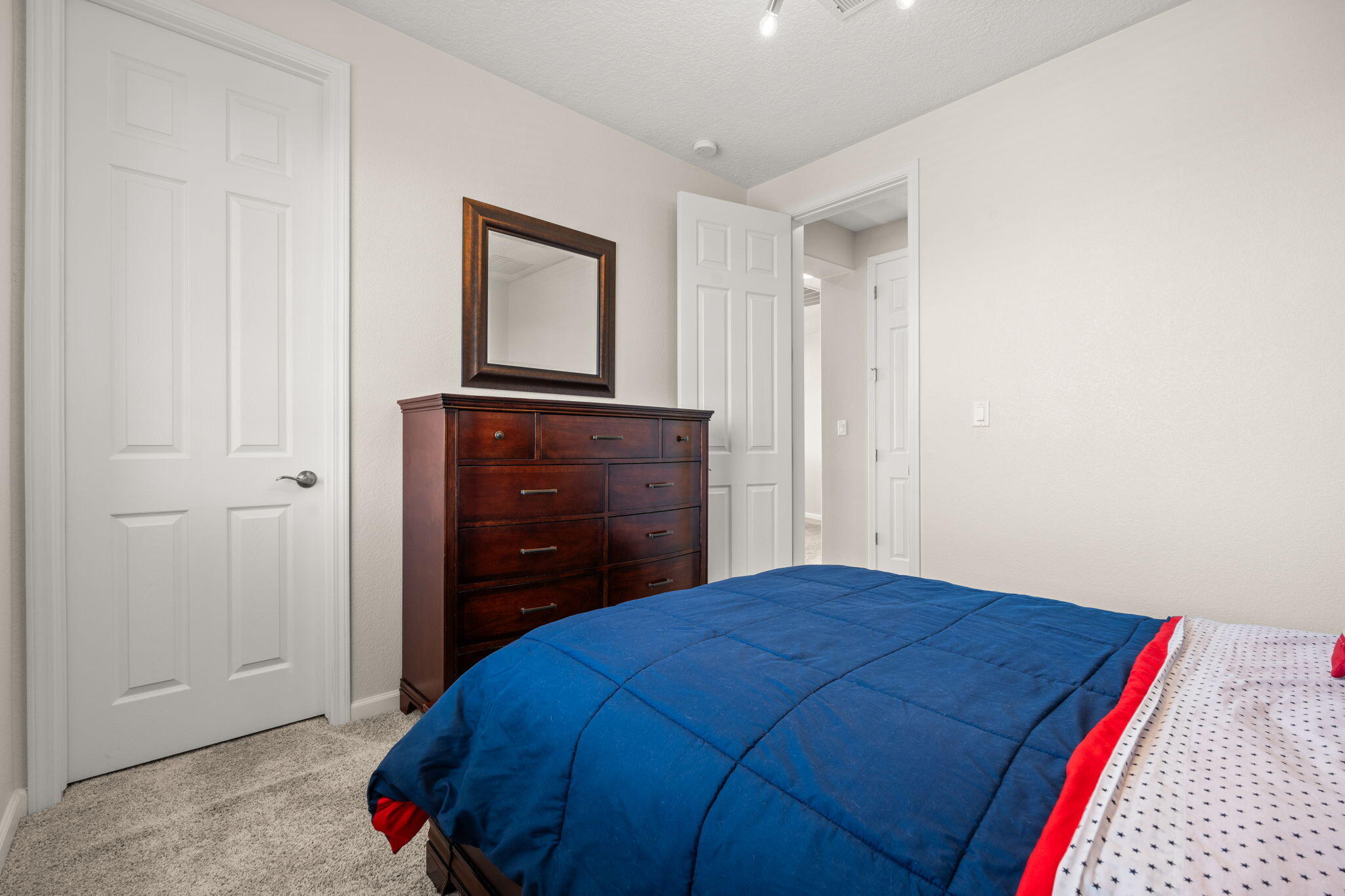 9128 Vista Bosquejo Road NW