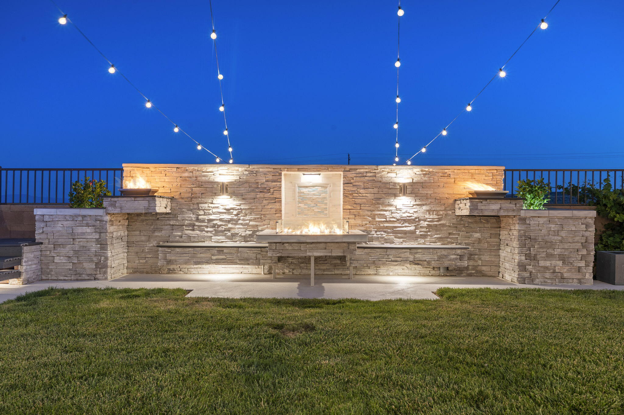 9128 Vista Bosquejo Road NW