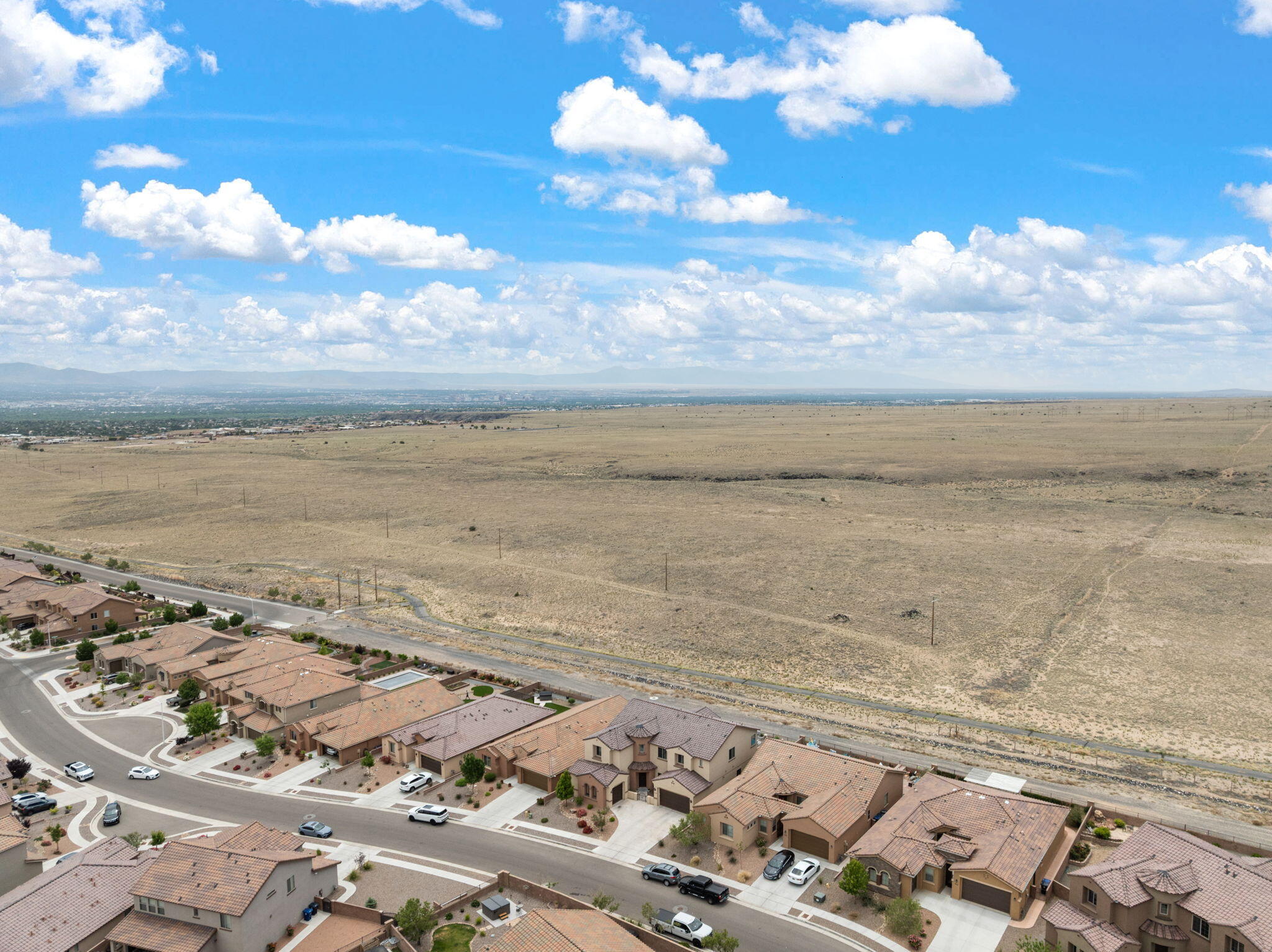 9128 Vista Bosquejo Road NW