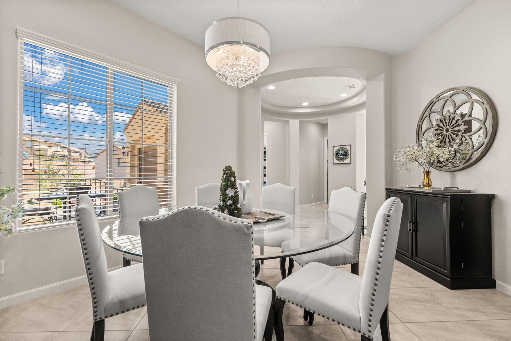 9128 Vista Bosquejo Road NW