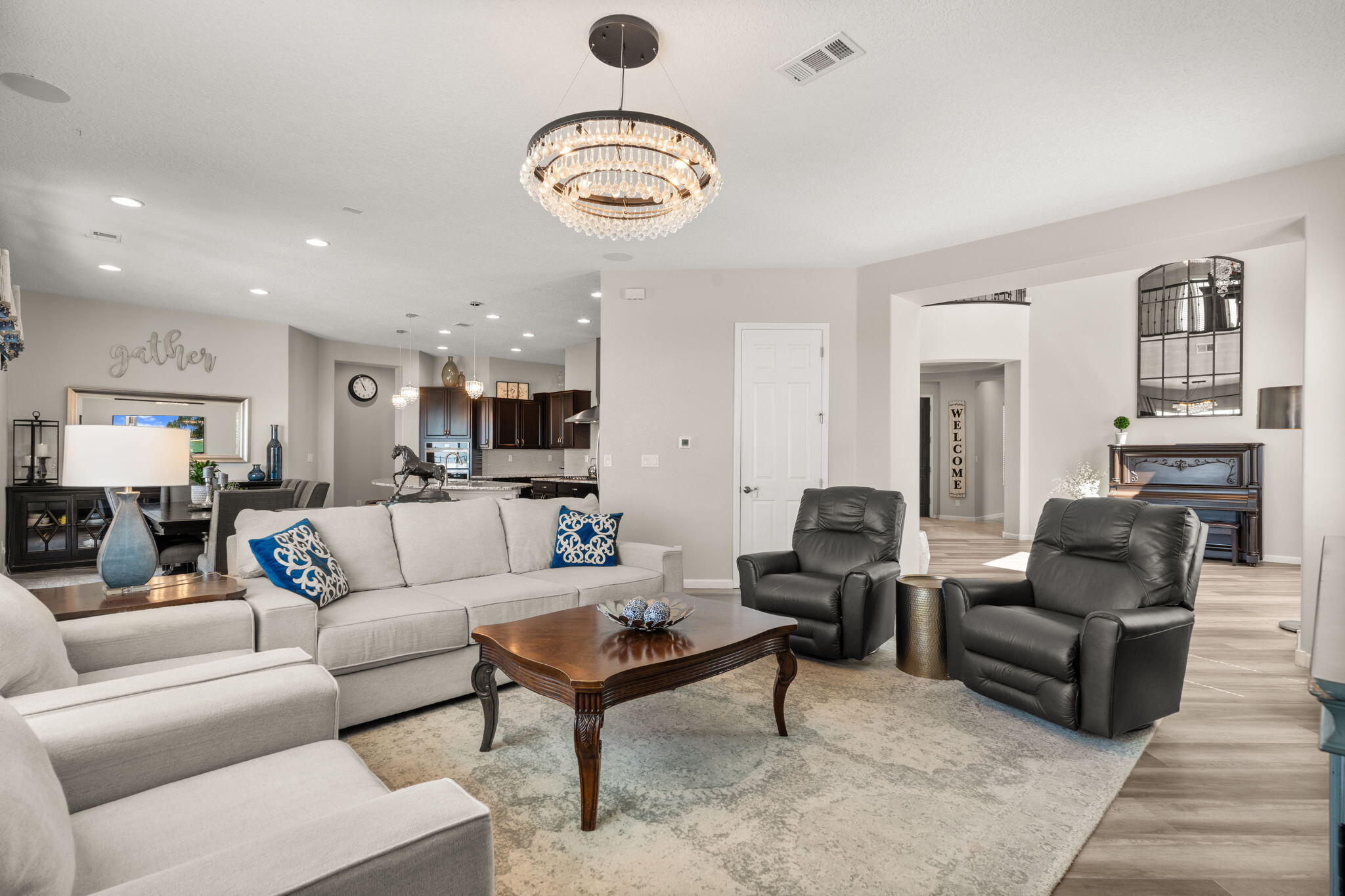 9128 Vista Bosquejo Road NW