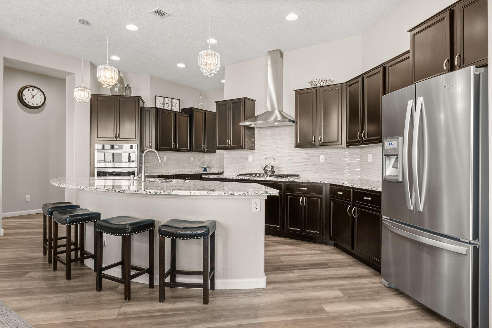 9128 Vista Bosquejo Road NW