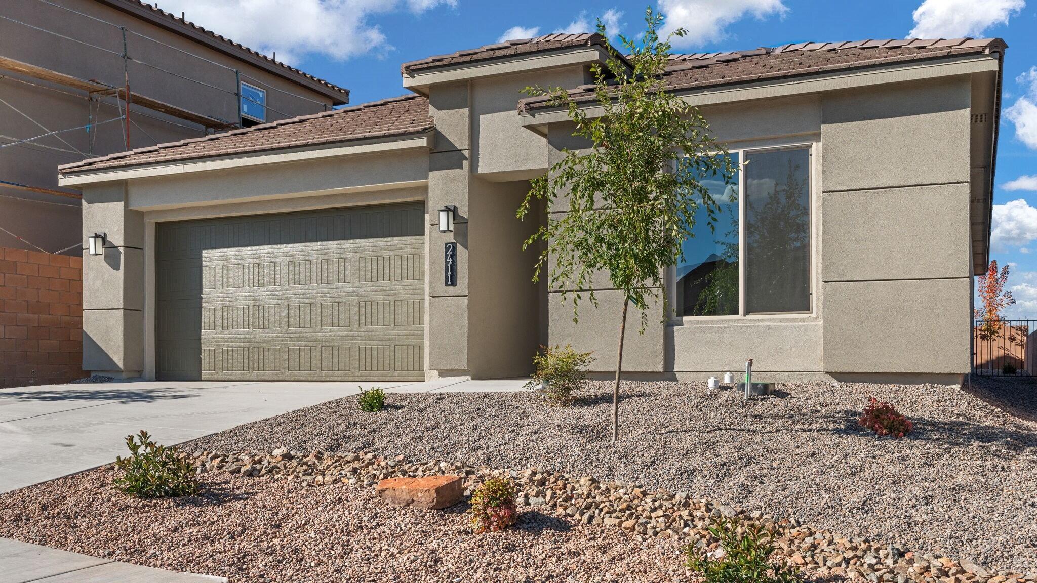 2411 Marble Avenue NE
