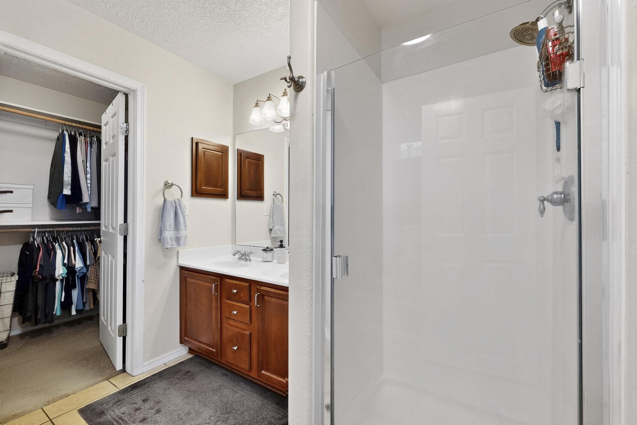 10204 MOGOLLON Drive NW