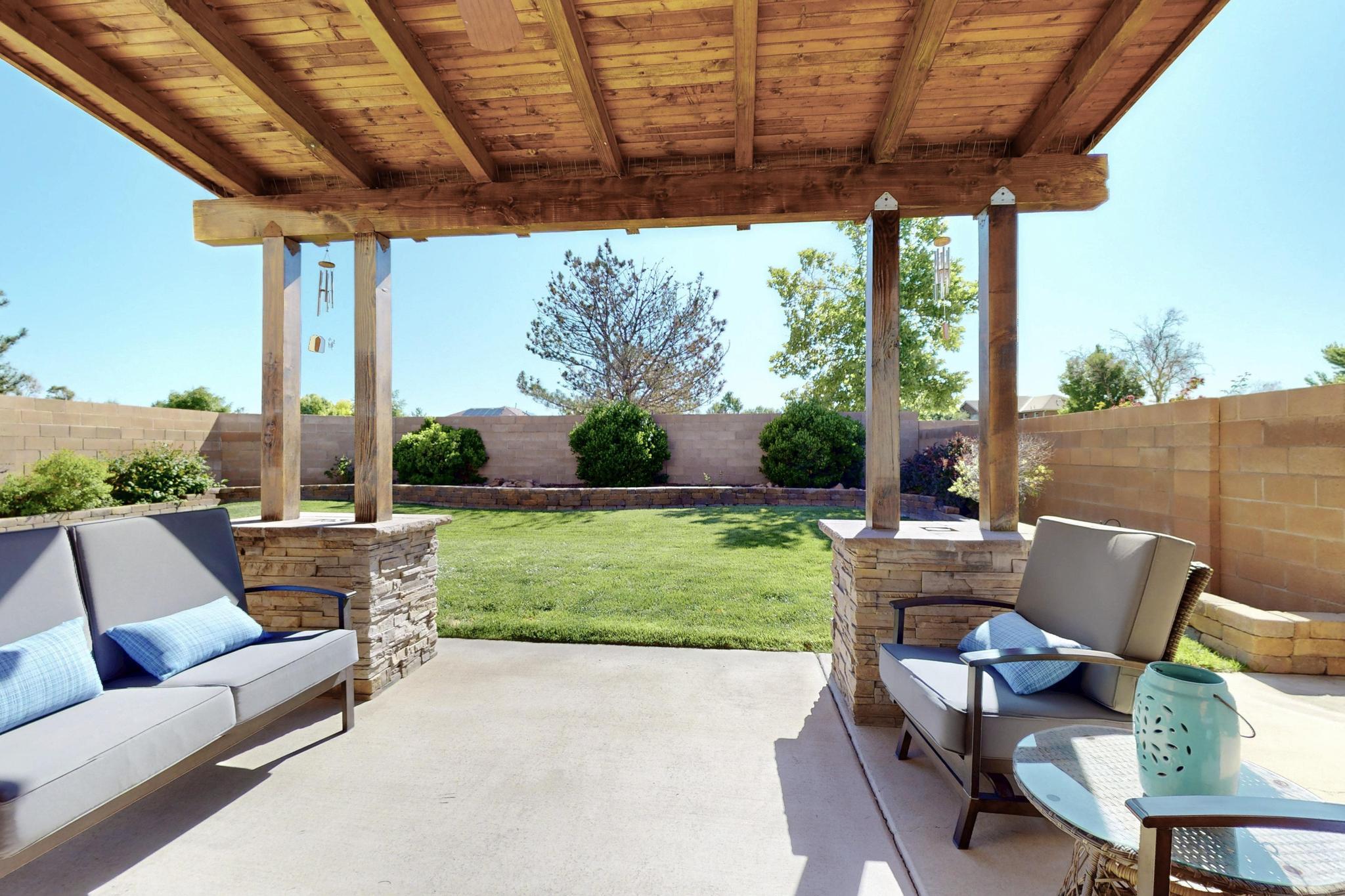 10204 MOGOLLON Drive NW