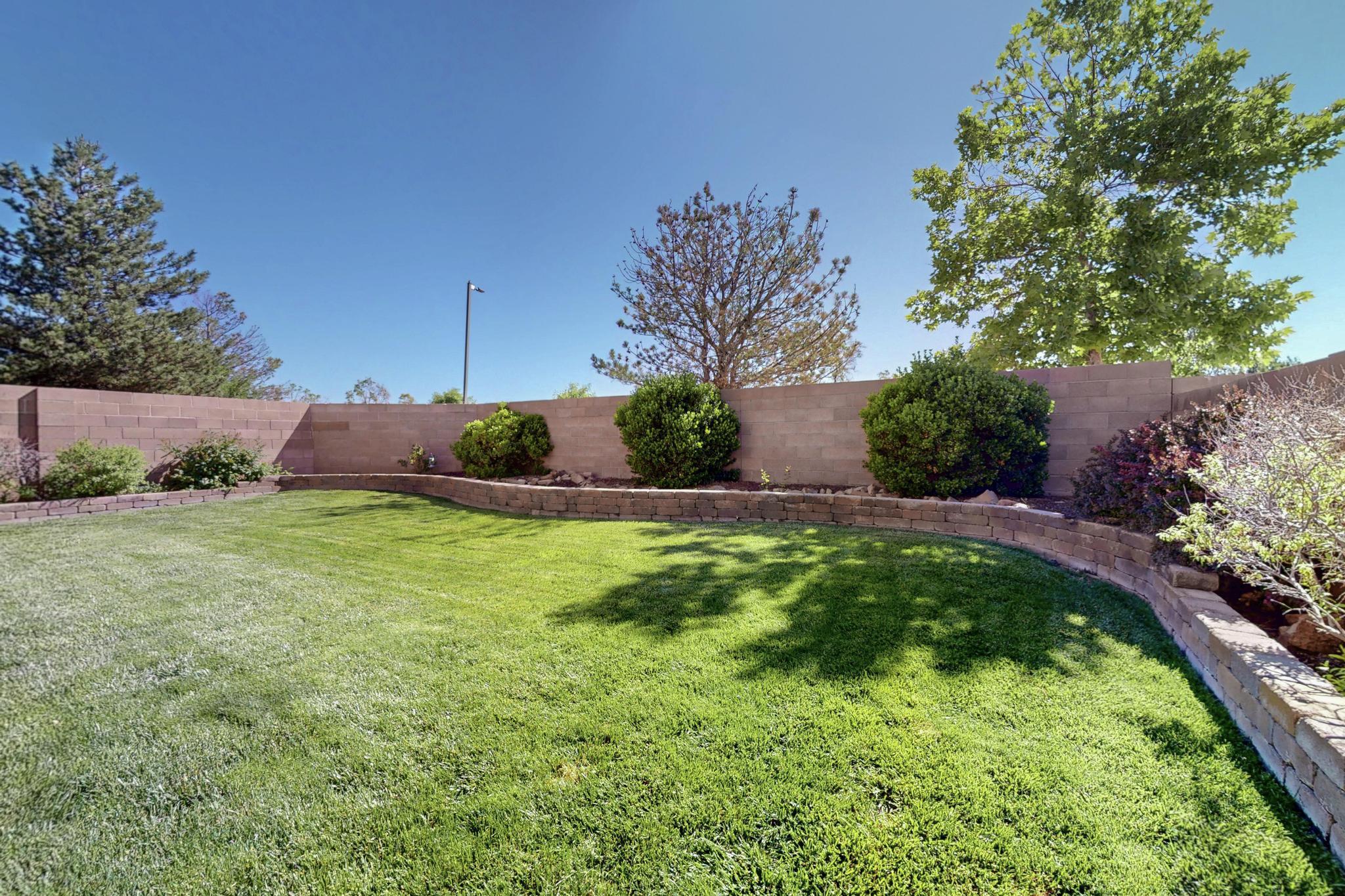 10204 MOGOLLON Drive NW