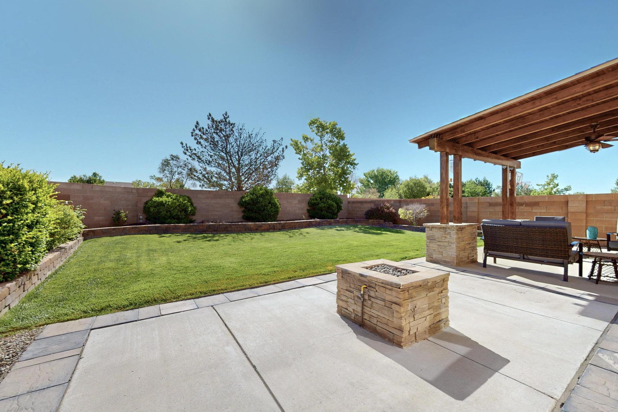 10204 MOGOLLON Drive NW