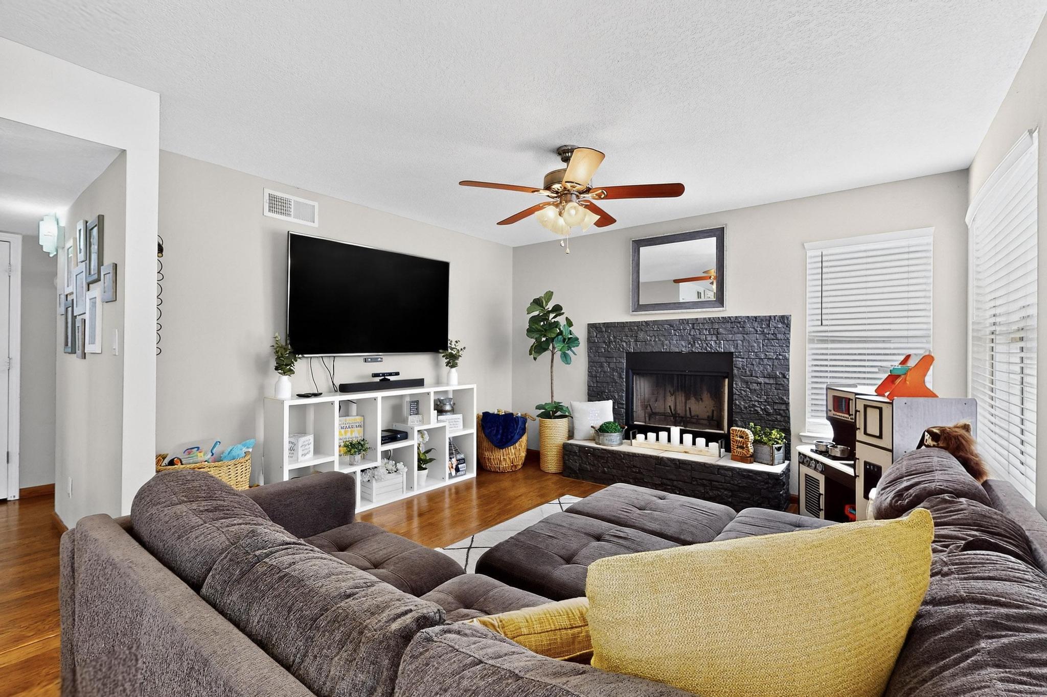 4632 HOMESTEAD Trail NW