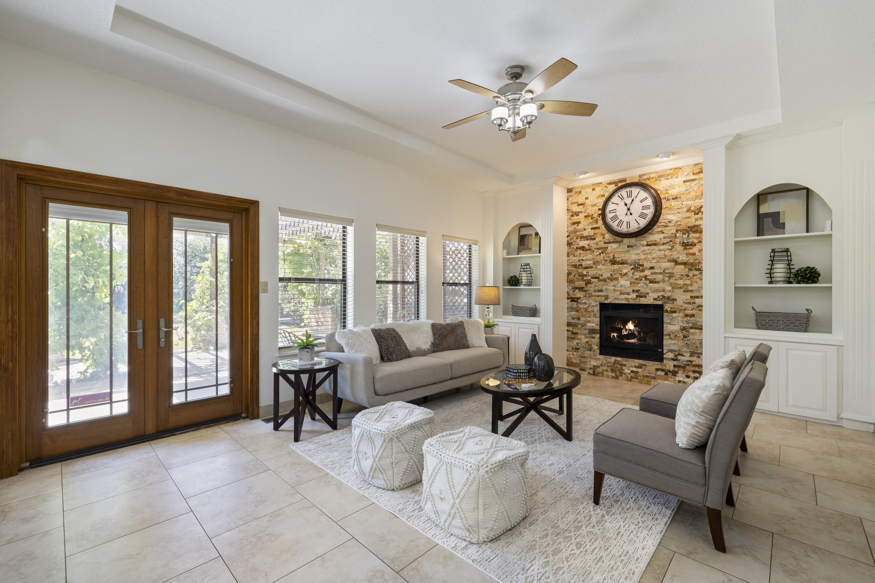 8712 Greenarbor Road NE