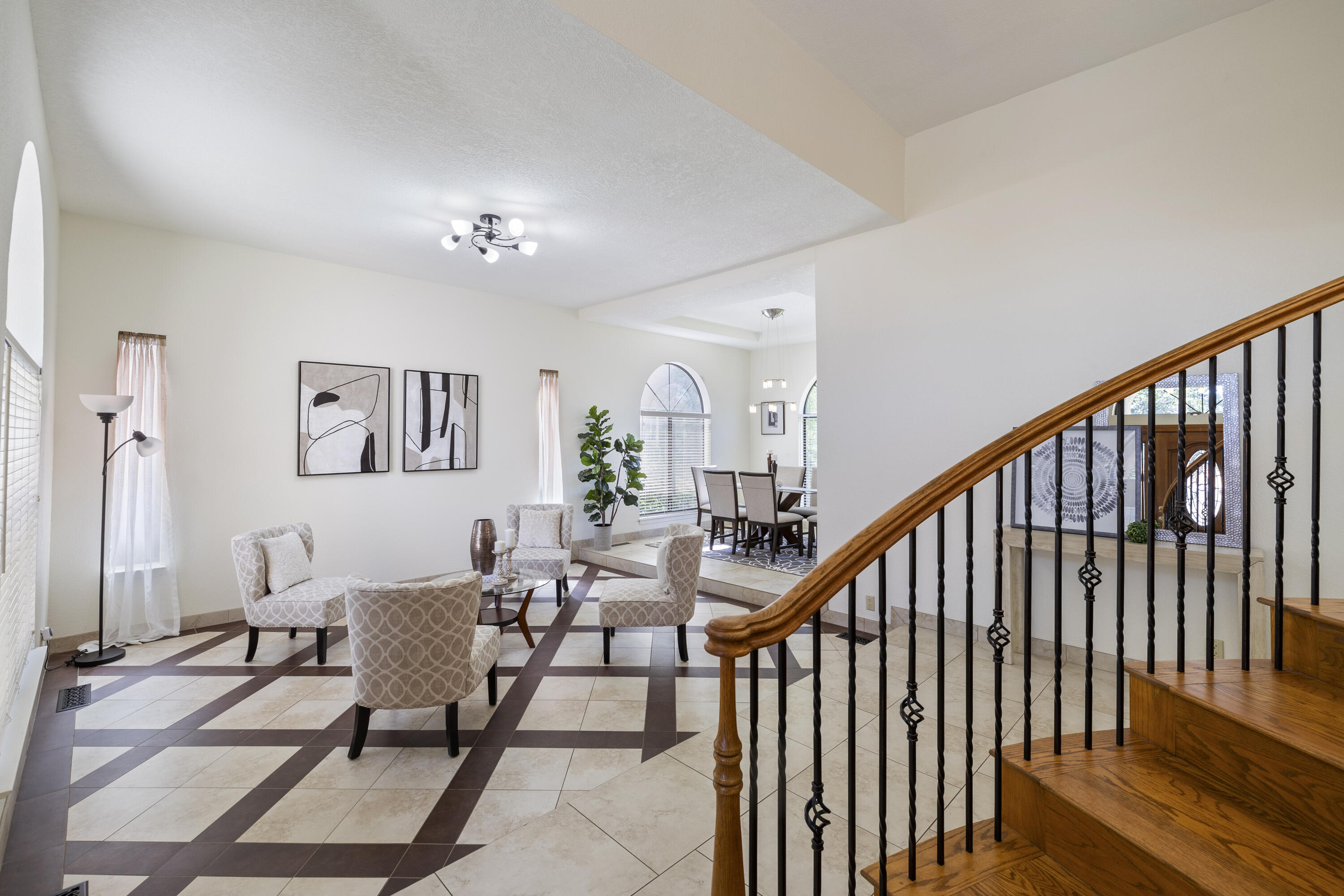 8712 Greenarbor Road NE