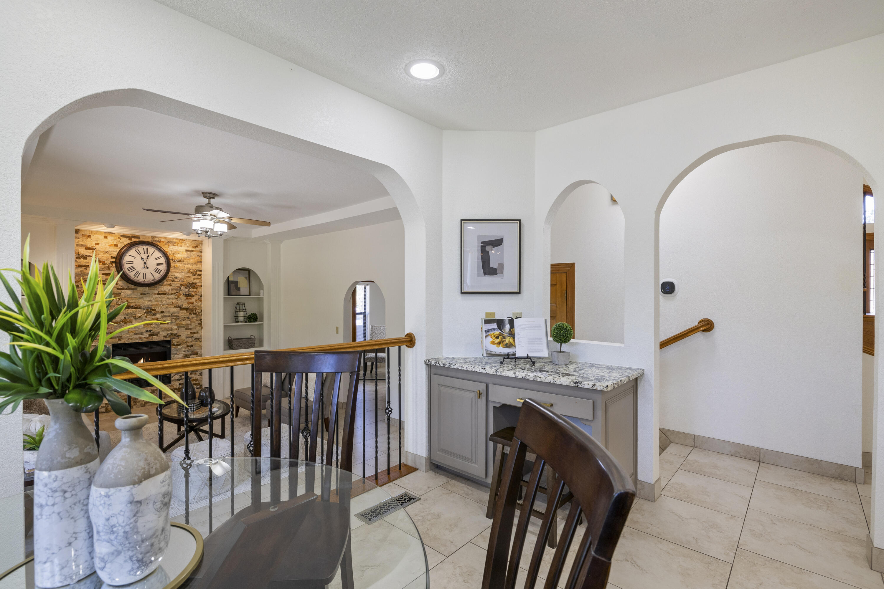 8712 Greenarbor Road NE