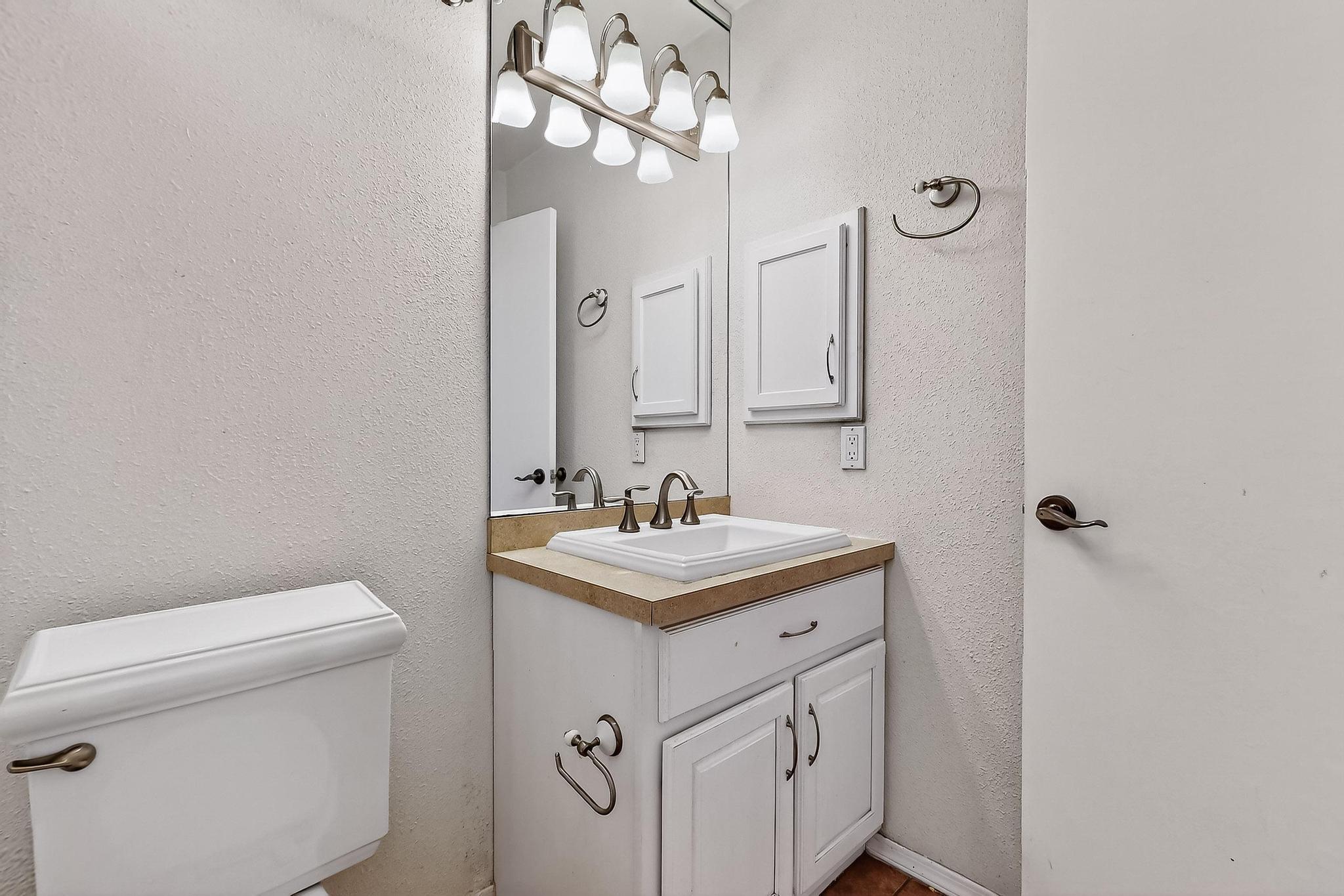 4201 WHISPERWOOD Place NE