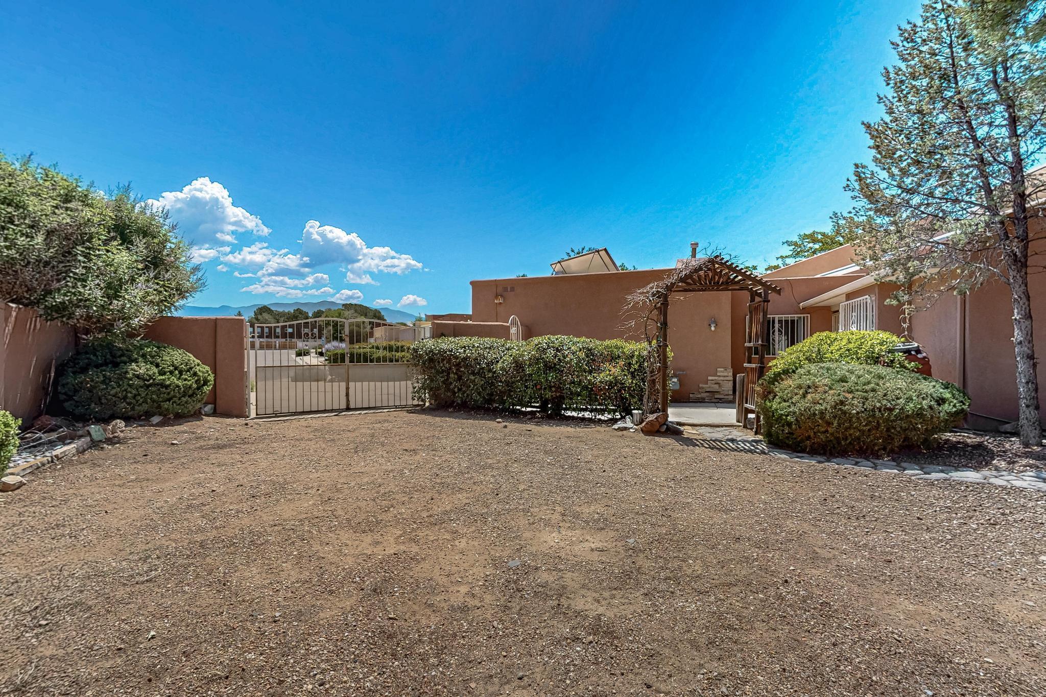 4201 WHISPERWOOD Place NE