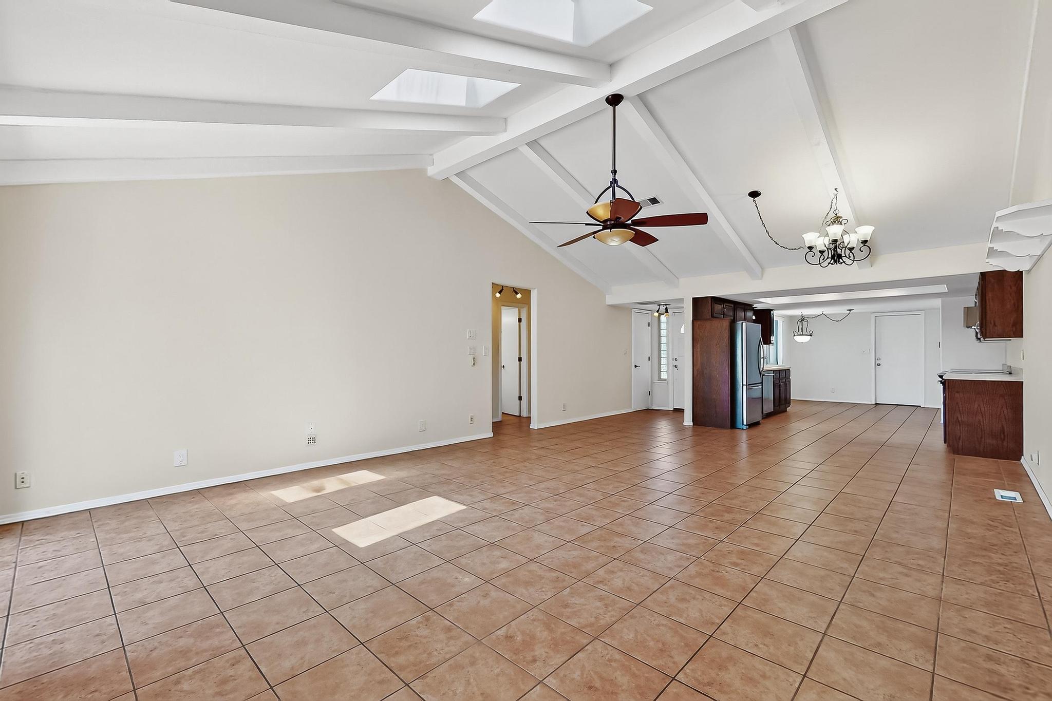 4201 WHISPERWOOD Place NE