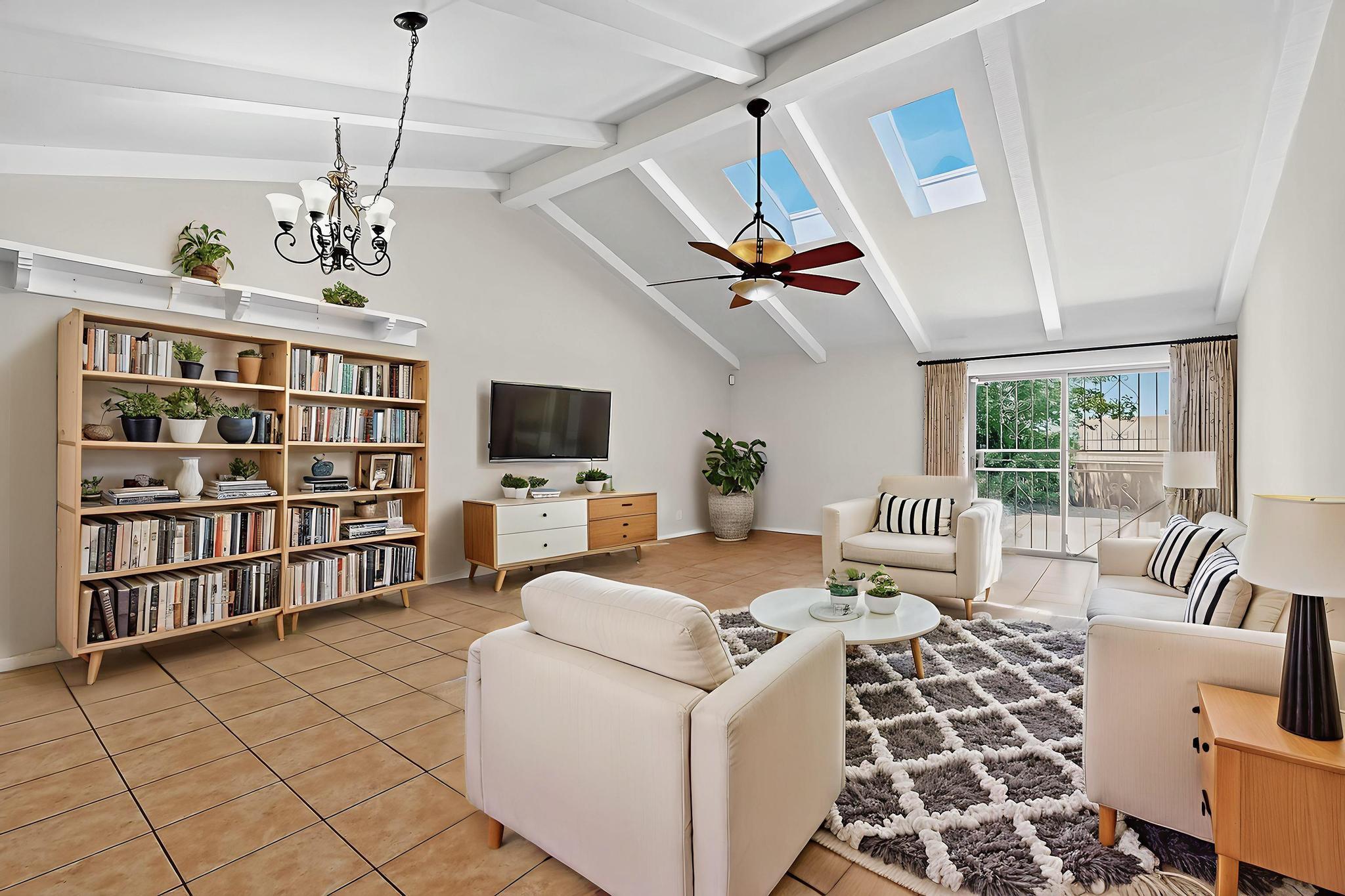 4201 WHISPERWOOD Place NE